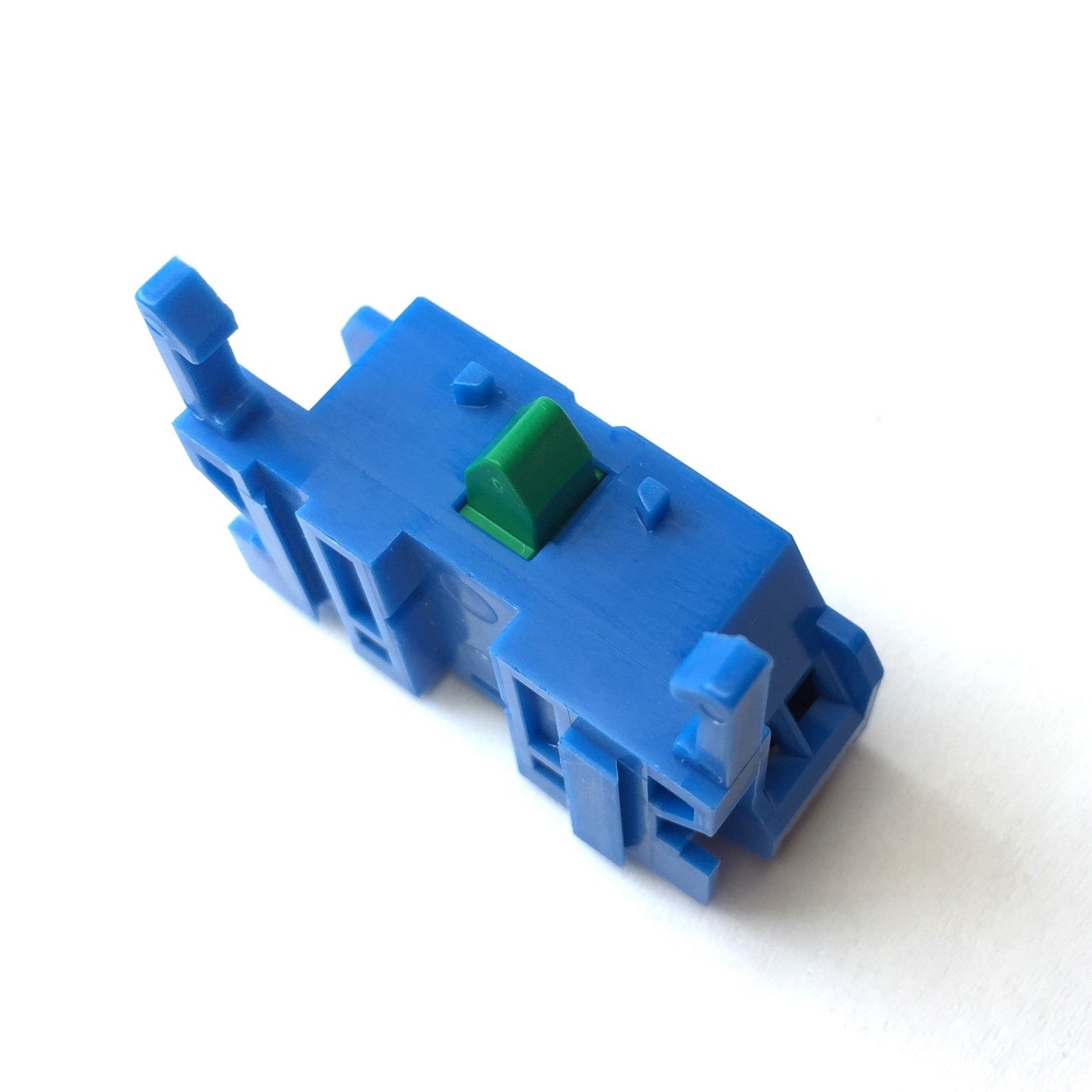 New – Open box Lot of 5 Idec HW-F10 Normally Open Switch Contact Blocks, SPST-NO, 600V 10A