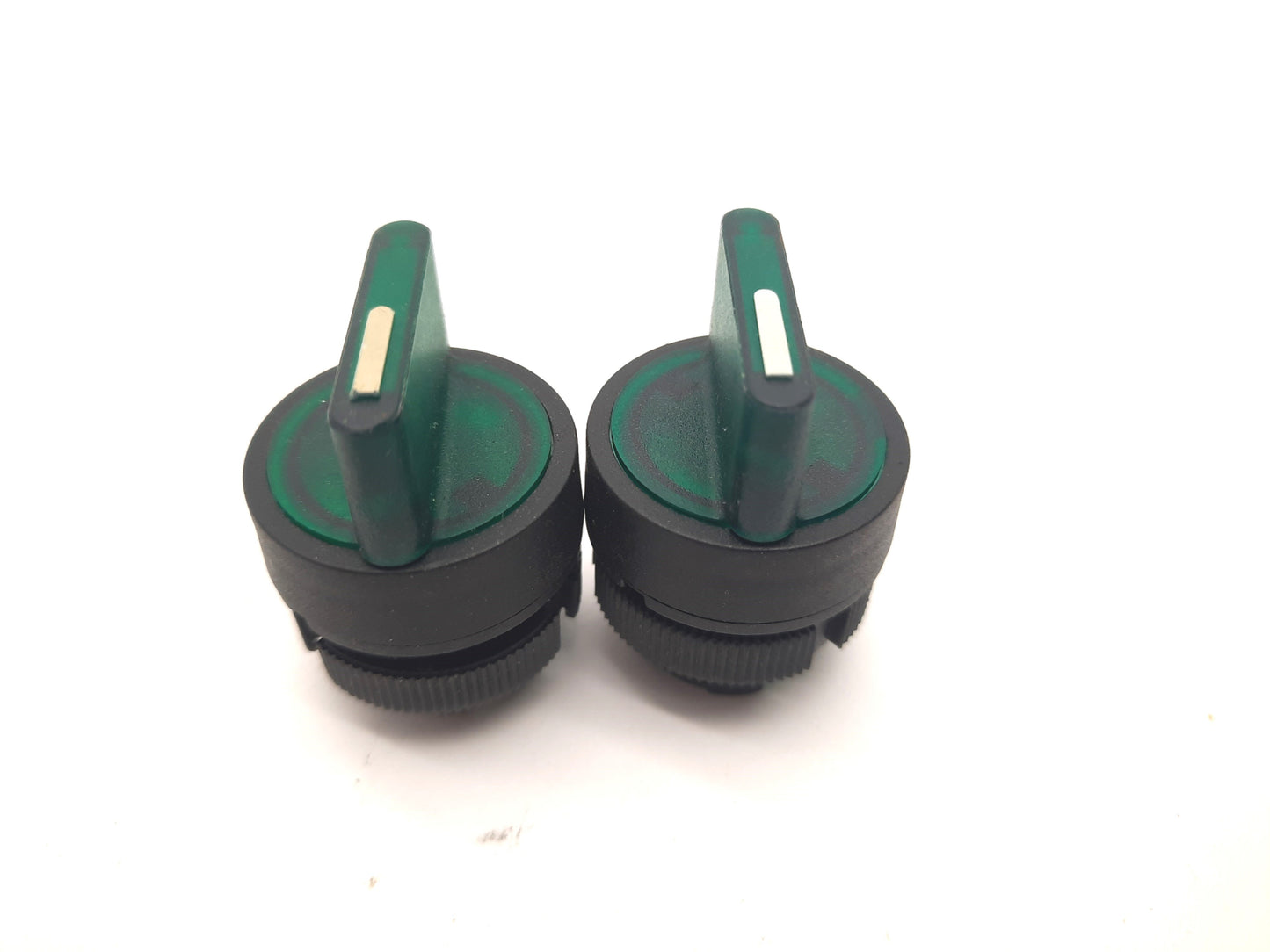 Used Lot of 2 Schneider Telemecanique ZB2 Harmony XAC XACA Green 2 Position Selector