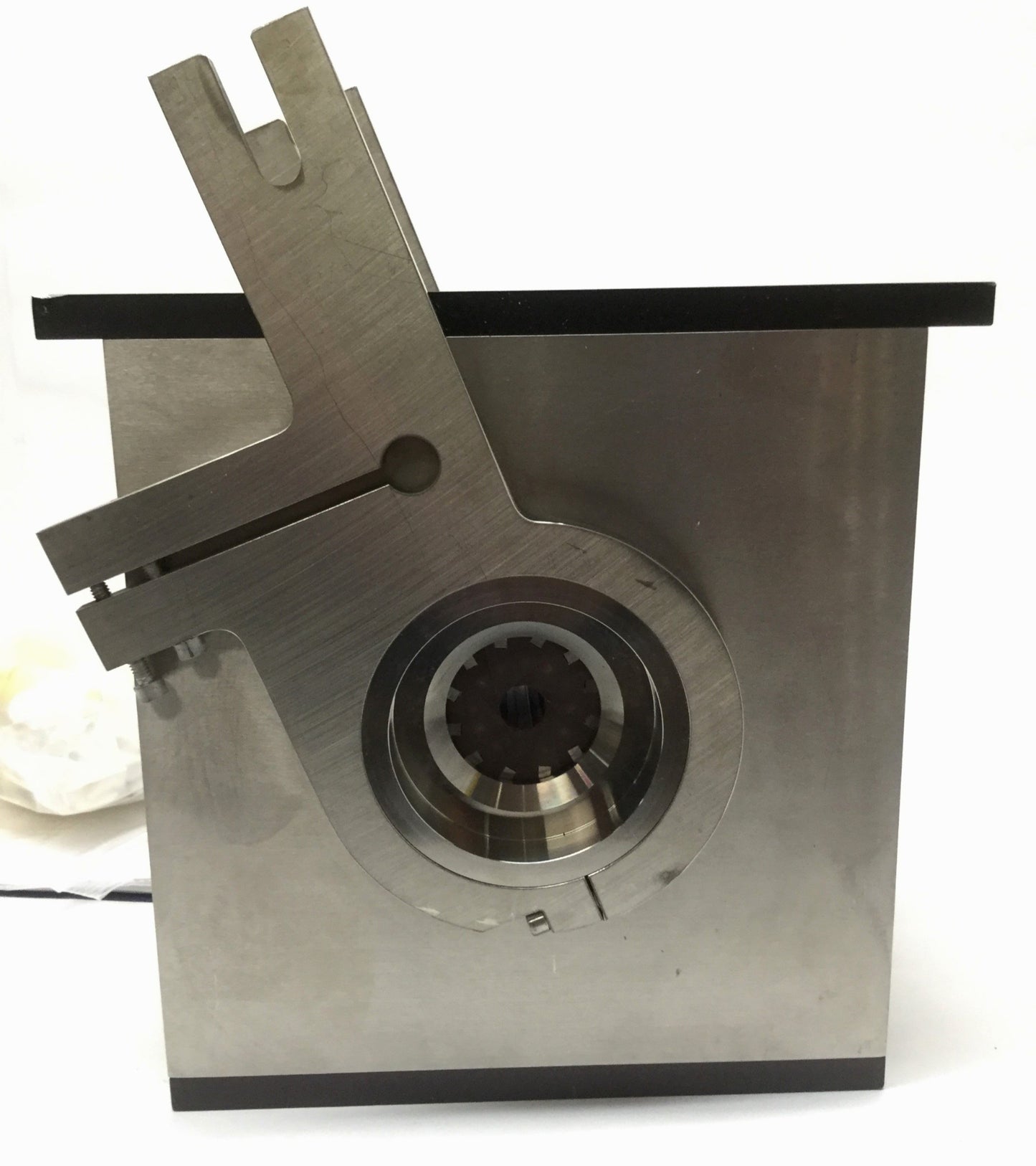 Used Machine Solutions 301105-02H Stent Crimper Head, 70mm Length, 0.5-10mm Diameter