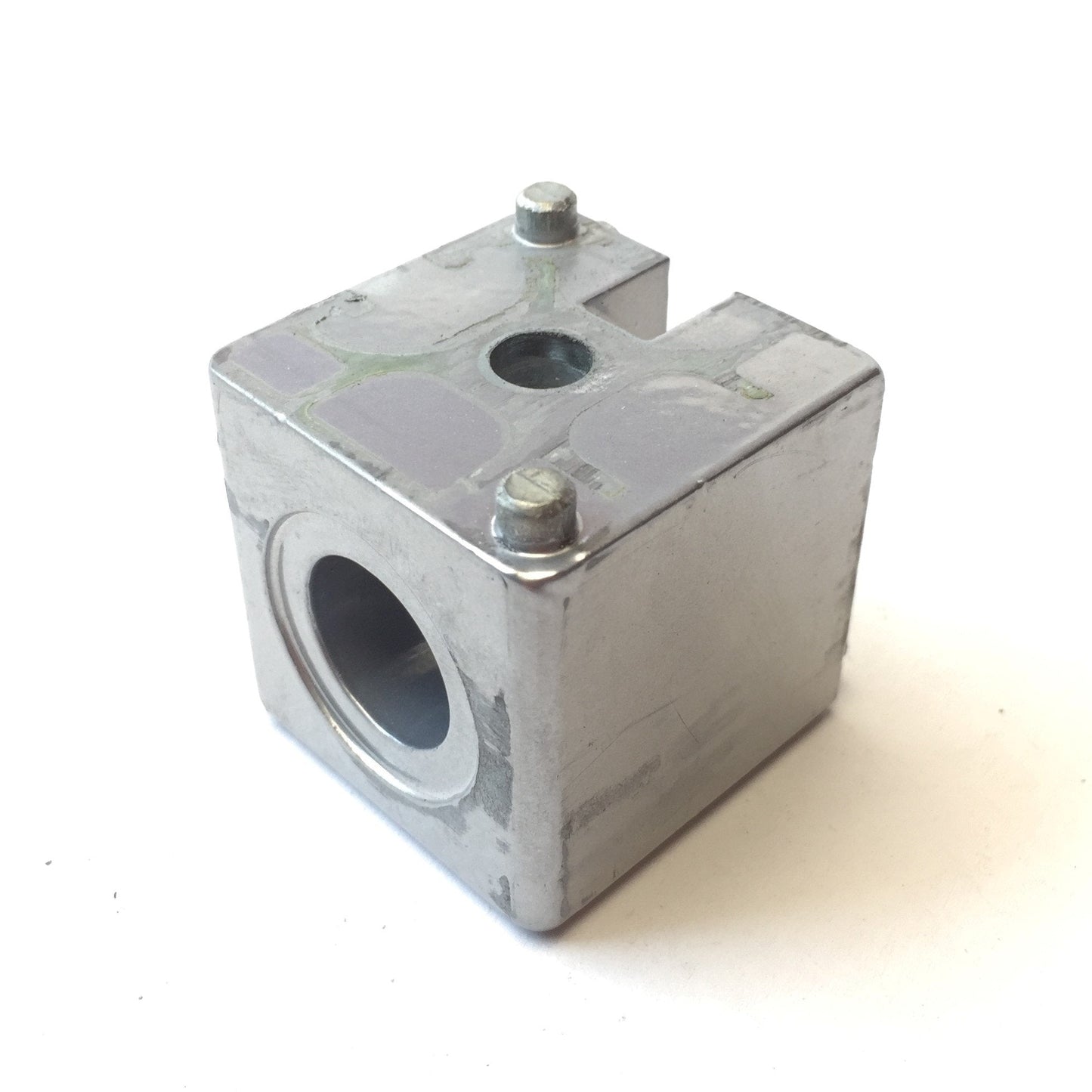 Used Lot of 4 Parker 18-826 Square Aluminum Extrusion Corner Connector & Plug, 2-Way