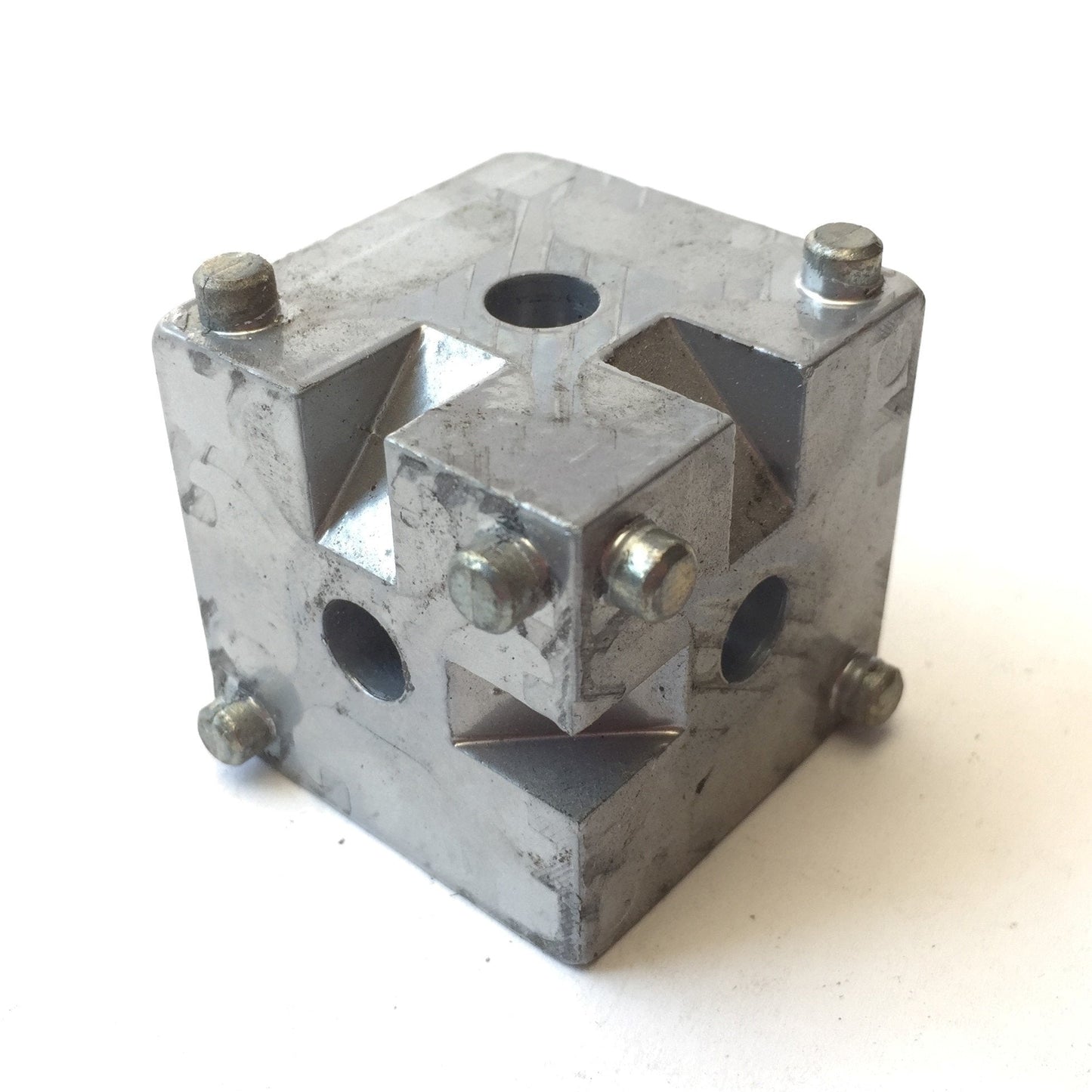 Used Lot of 4 Parker 18-827 Square Aluminum Extrusion Corner Connector & Plug, 3-Way