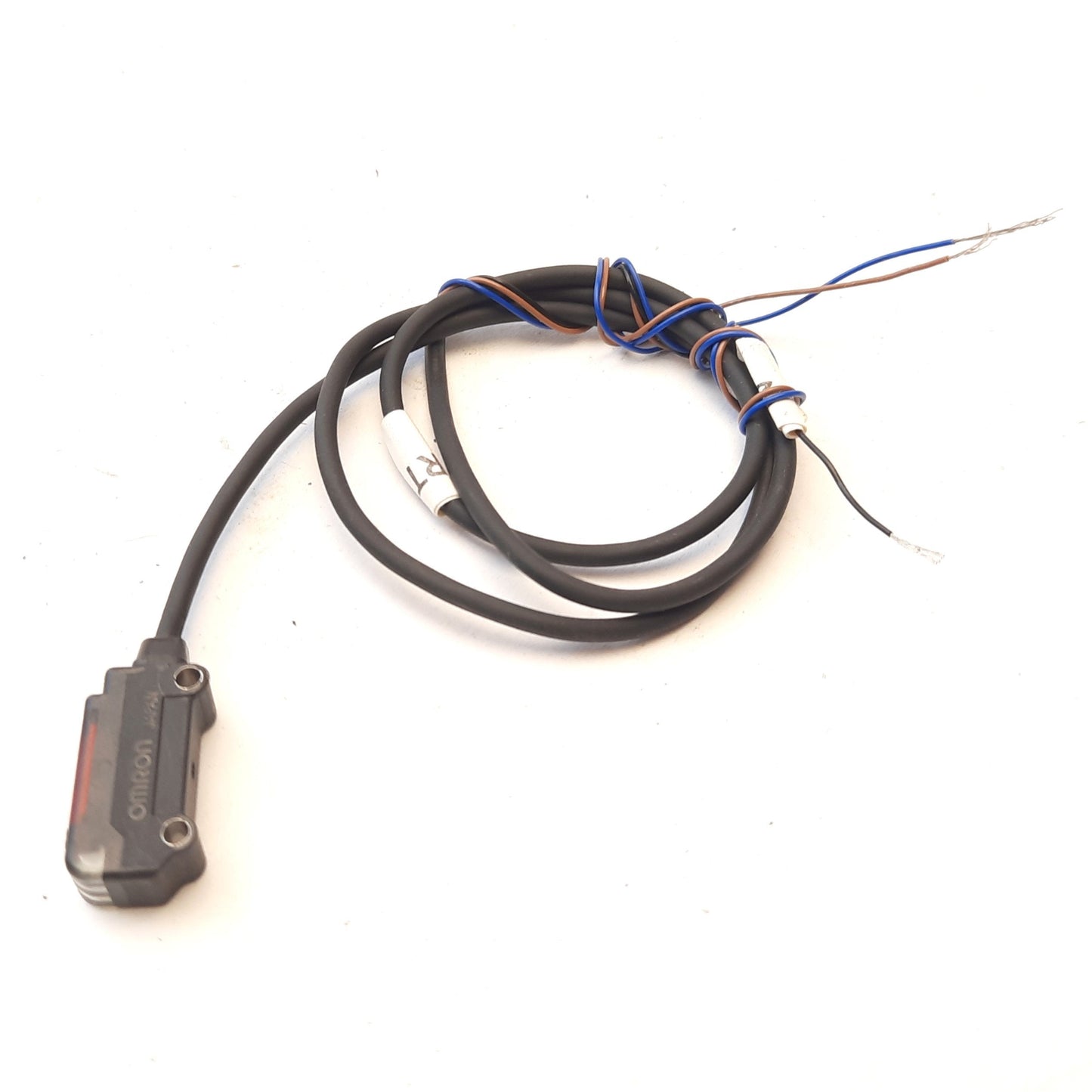Used Omron E3T-SR21 Retro-Reflective Photoelectric Sensor, NPN, 100mm-200mm, 12-24VDC