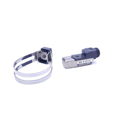 Used SMC D-B73C Auto-Switching Magnetic Reed Sensor, 12 VDC, w/ 1-20 Mounting Bracket