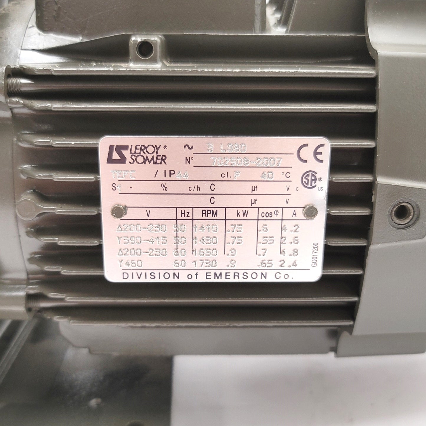 Used Varian DS-602 949-9336 Dual Stage Rotary Vacuum Pump 200-460VAC, 3-Ph, 21.4CFM