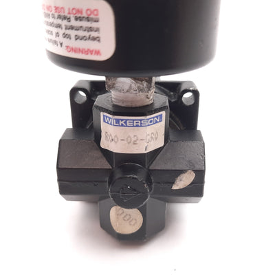 Used Wilkerson R00-02-GR0 Pneumatic Regulator, 0-125psi, 1/4" NPT, W/ 0-160psi Gauge