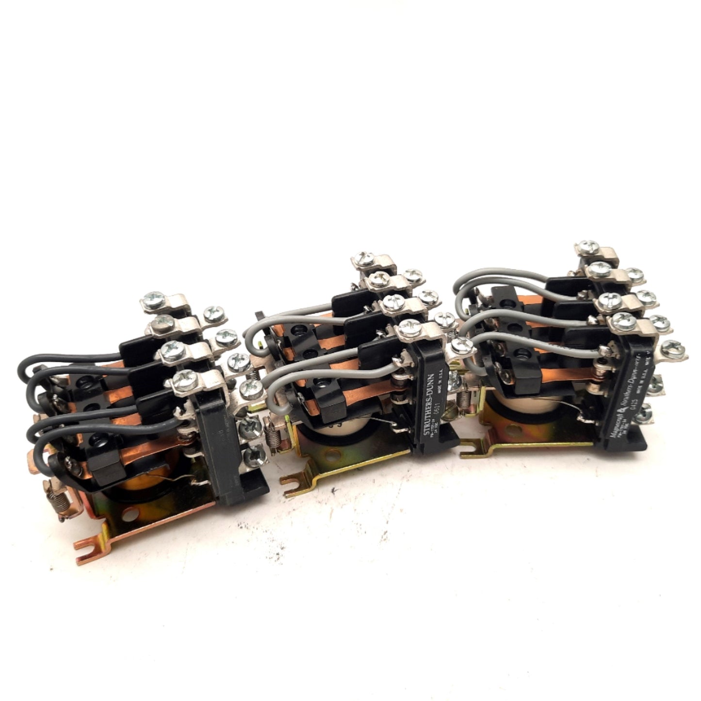 Used Lot of 3 Struthers Dunn PM-17DY-24 Relays 25A 277VAC/10A 24VDC 4PDT 24VDC Coil