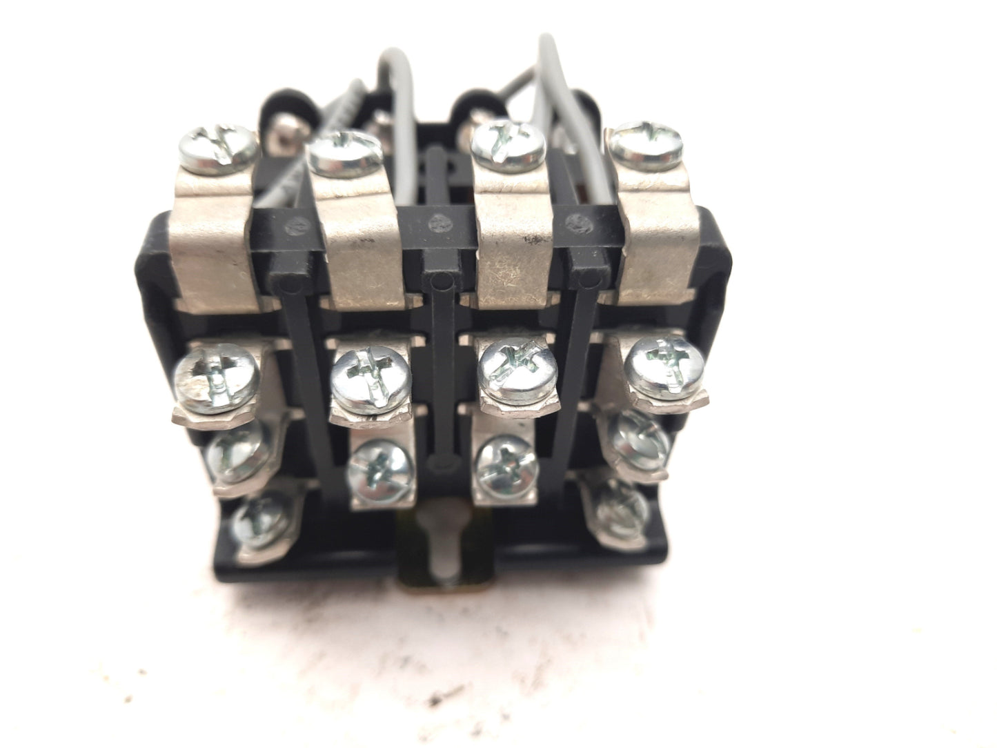 Used Lot of 3 Struthers Dunn PM-17DY-24 Relays 25A 277VAC/10A 24VDC 4PDT 24VDC Coil