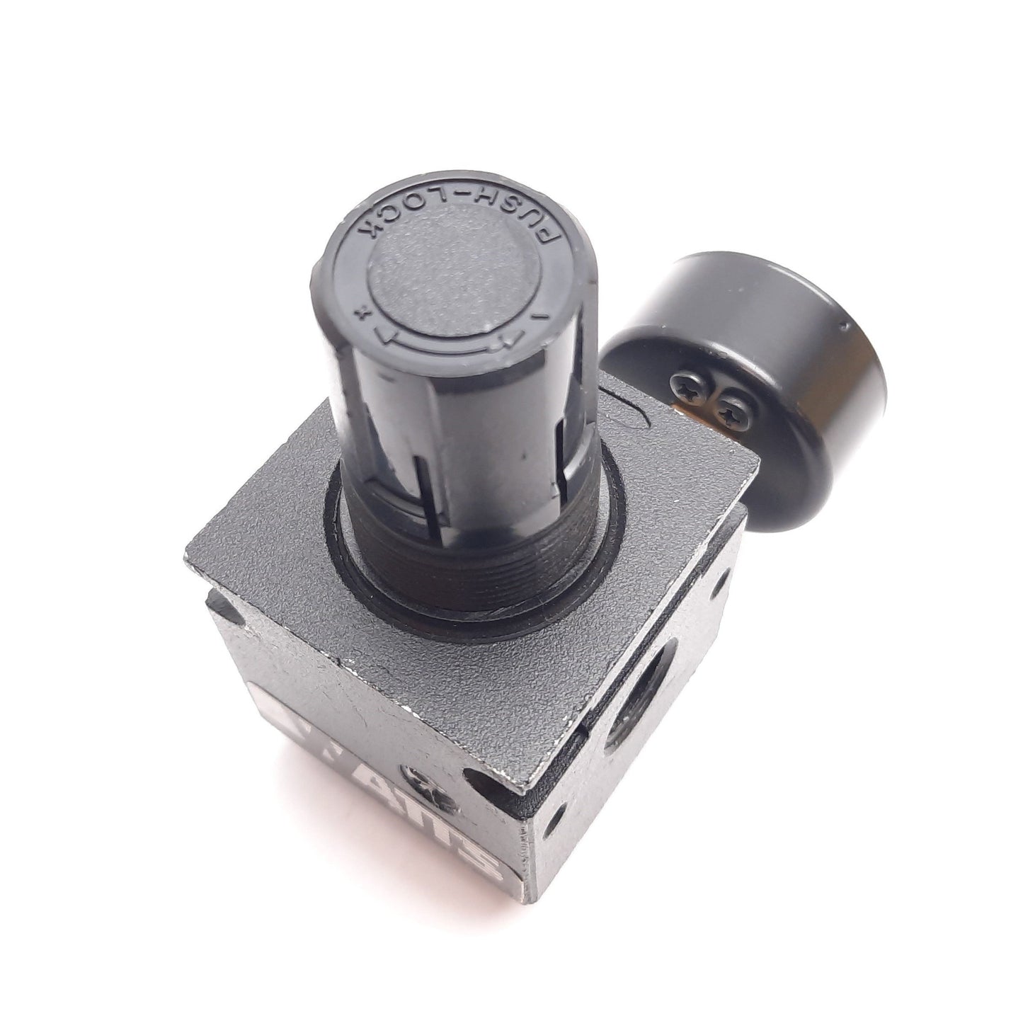 Used Watts R55-03C Regulator, In: 300psi, Out: 0-125psi, 3/8" NPT, W/ 0-160psi Gauge