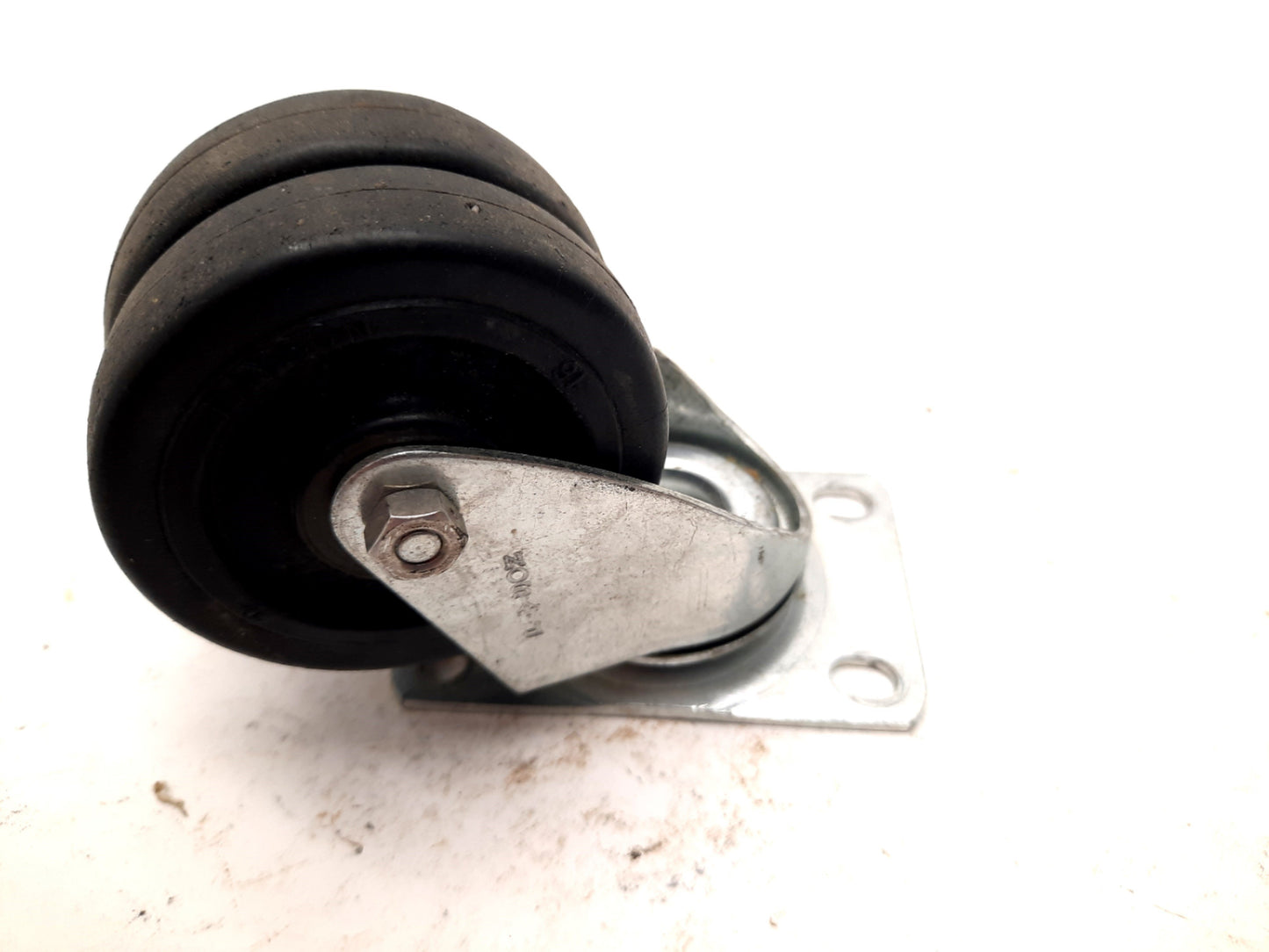 Used Payson Caster 020-3DF-DW Double Wheel Swivel Plate Caster, Dia: 3", W: 1-7/8"