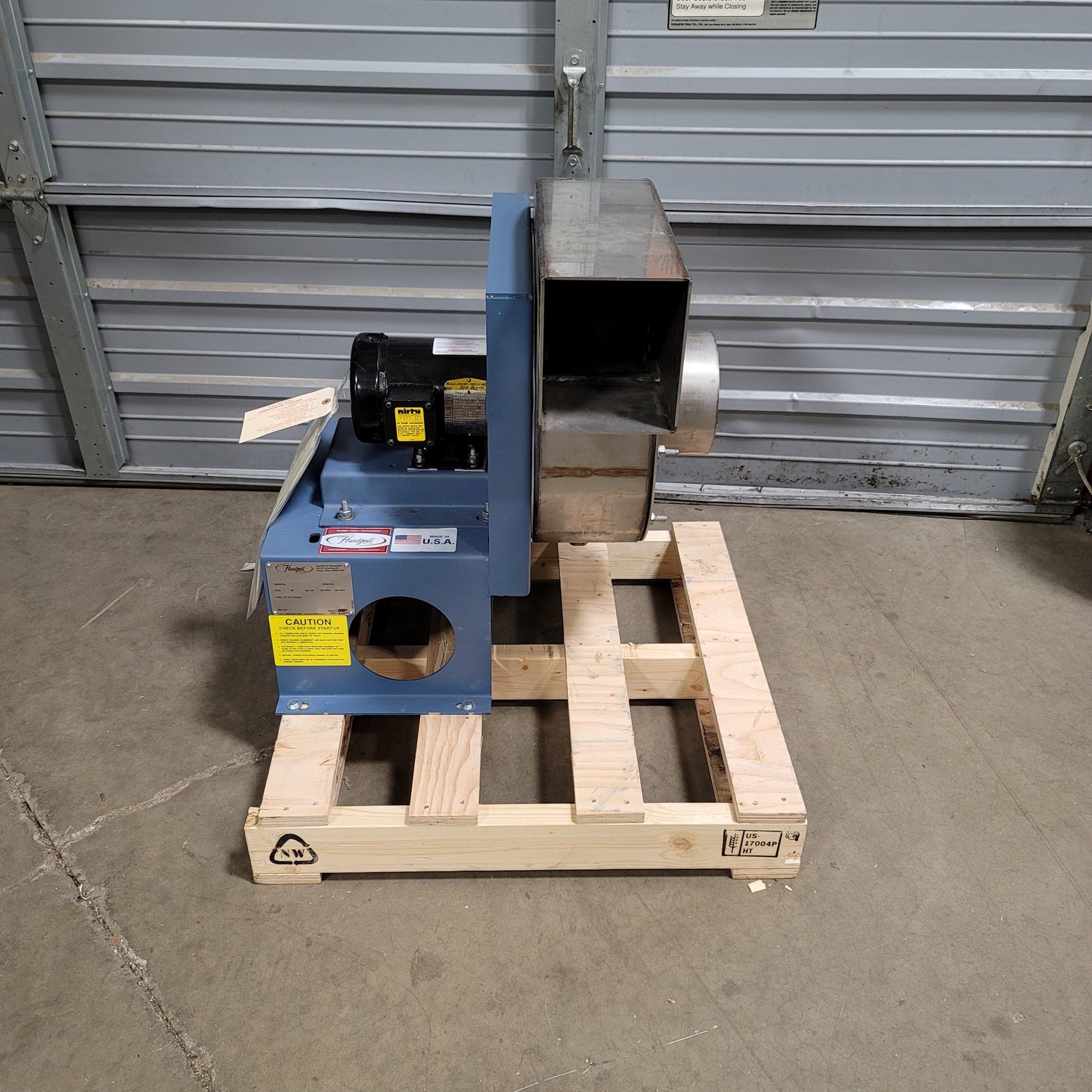 New Hartzell A05-4-122AH100S6FQF3 Pressure Blower, 230-460VAC, 3-Phase, 60Hz, 534CFM