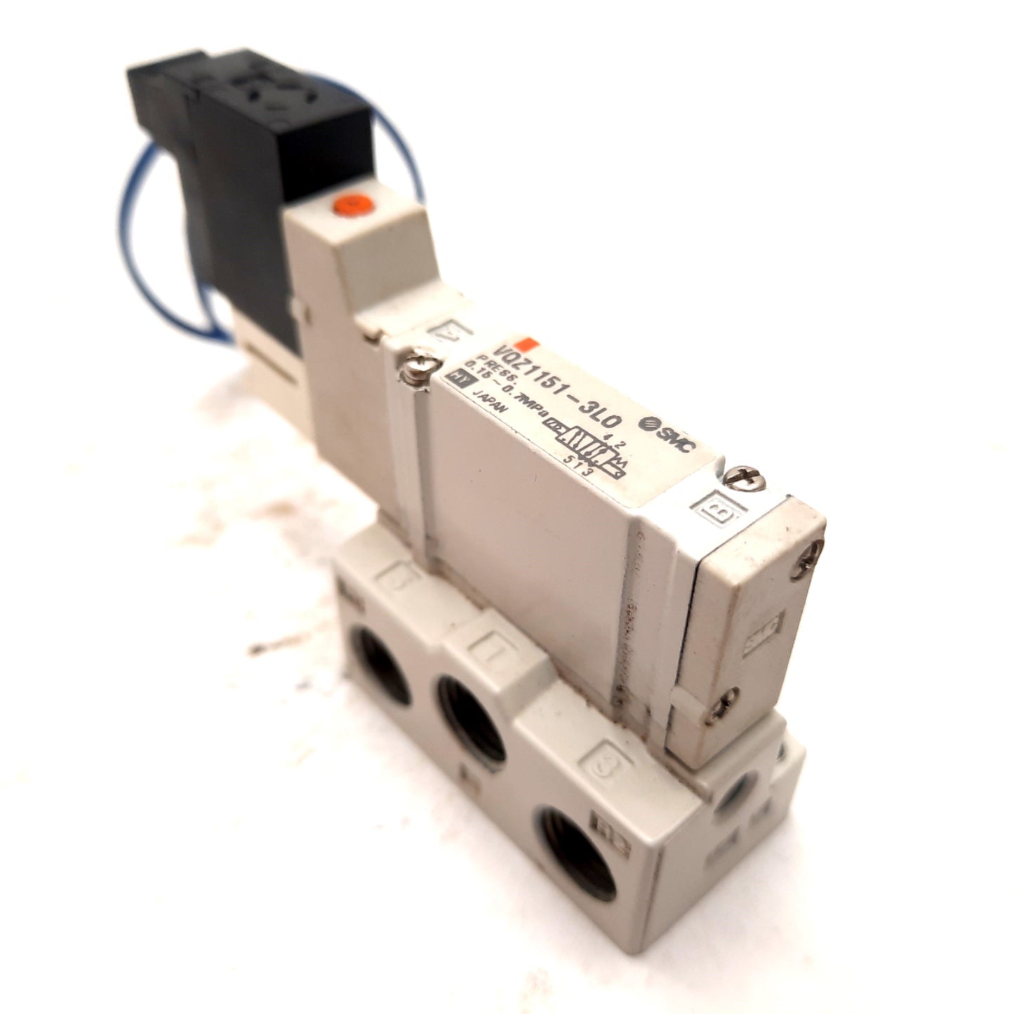 Used SMC VQZ1151-3LO Solenoid Valve, Voltage: 110VAC, Pressure: 0.15-0.7MPa