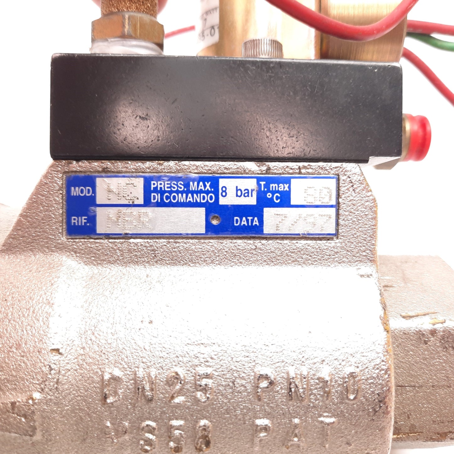 Used Omal VNC10006 Pneumatic NC Axial Flow Valve, 1" DN25, 8 bar Max, With Solenoid