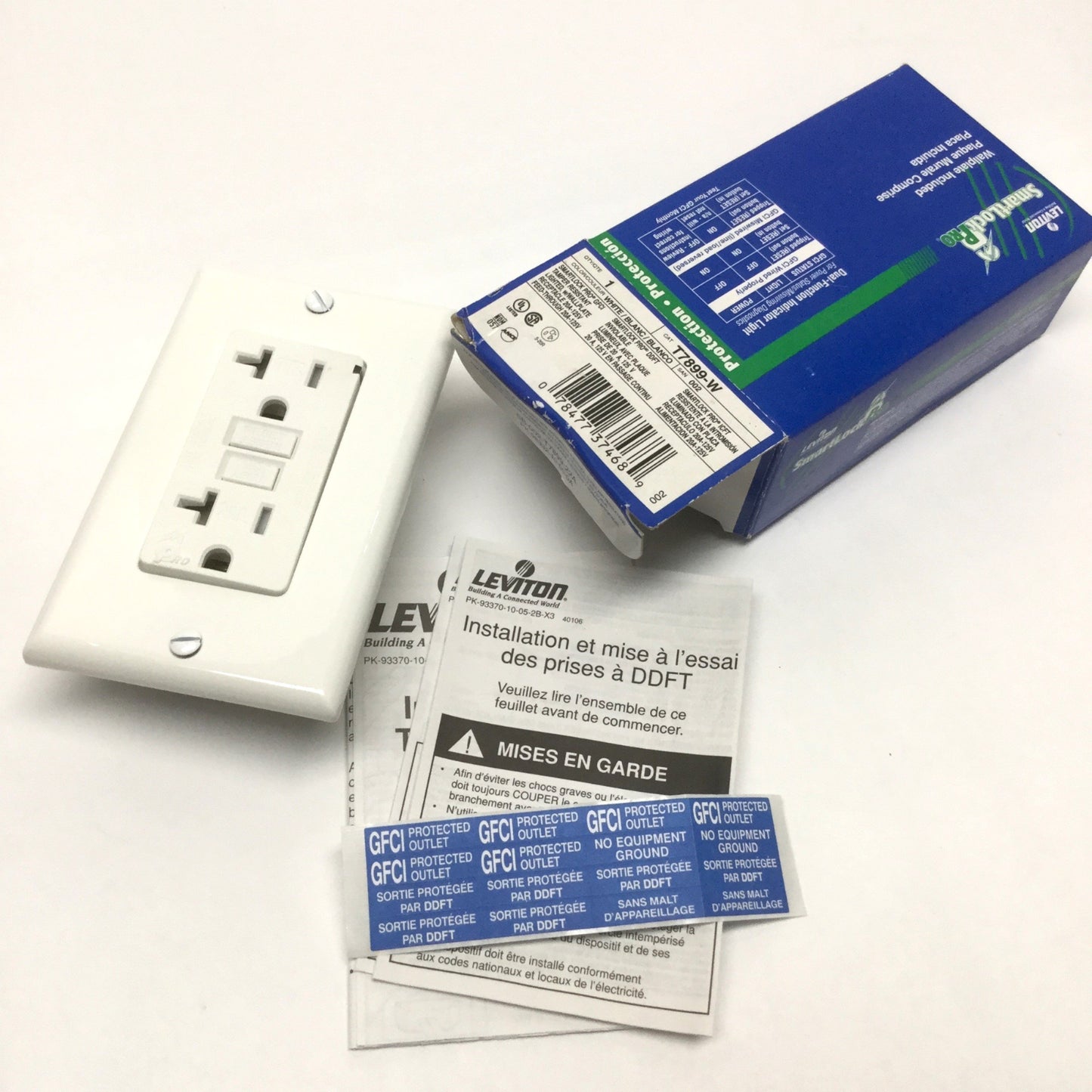 New Leviton T7899-W SmartLock GFCI Ground Fault Interrupter Wall Socket 125VAC 20A
