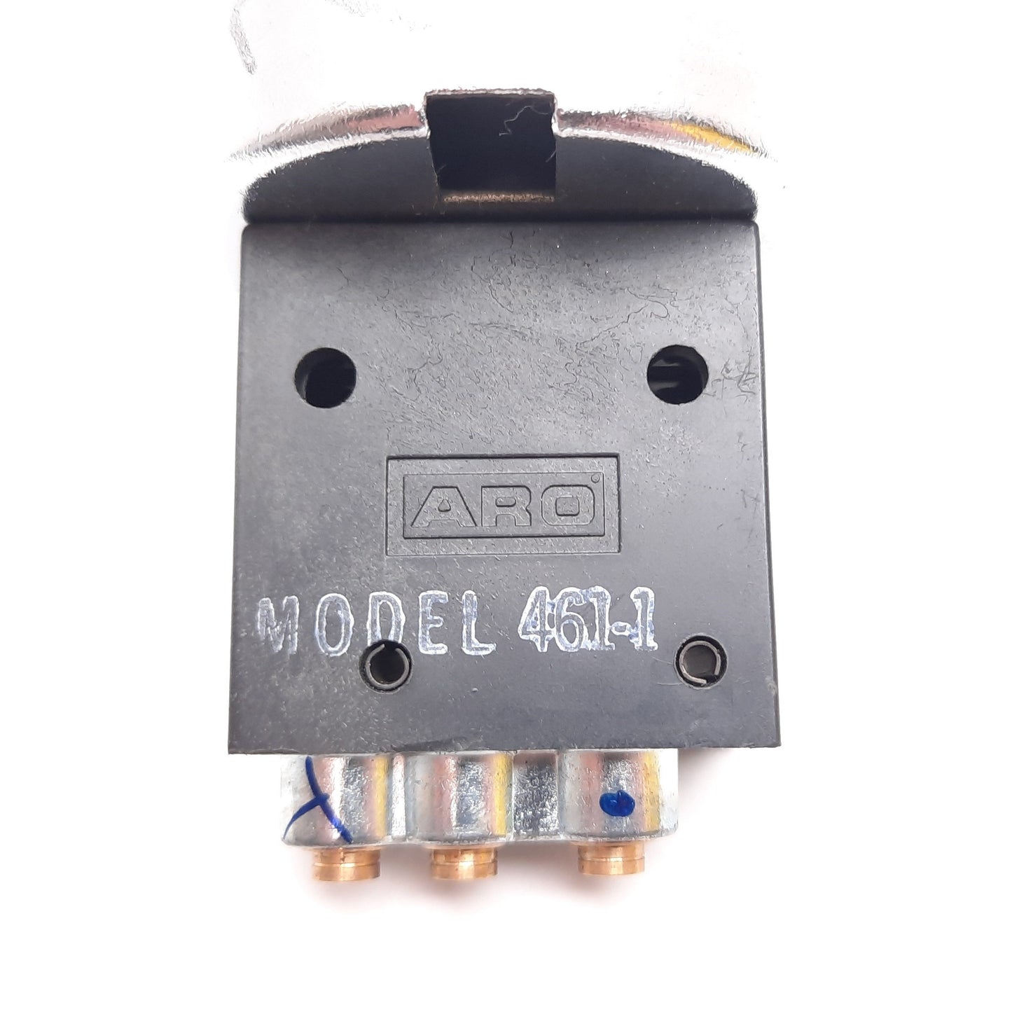 Used Ingersoll Rand ARO 461-1 Pneumatic Button Valve, 5/32" Tube, 30-150psi, Green