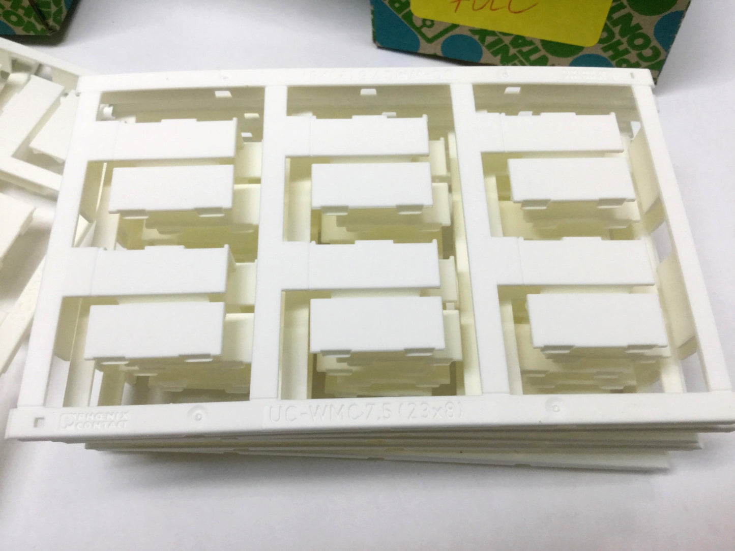 New Lot of 10 Phoenix Contact UC-WMC 7,5 (23X8) UniCard Cable Conductor Markers