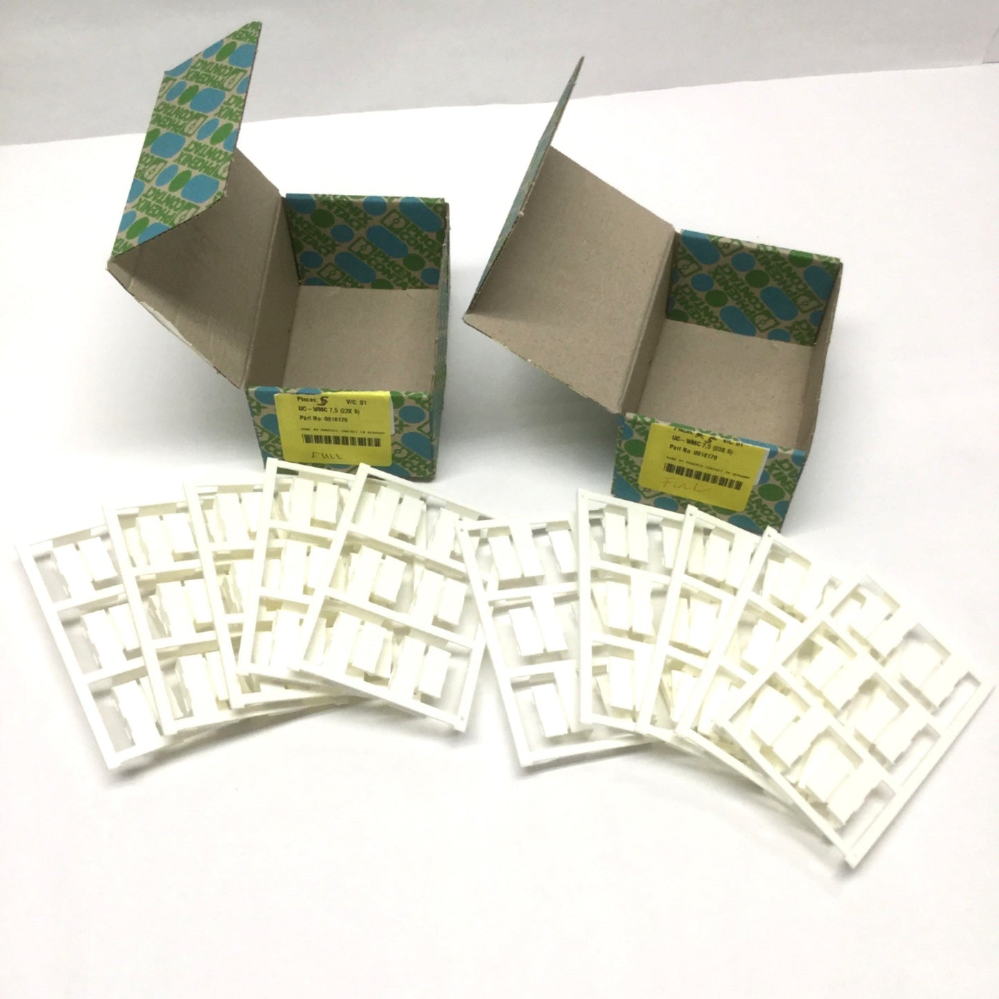 New Lot of 10 Phoenix Contact UC-WMC 7,5 (23X8) UniCard Cable Conductor Markers