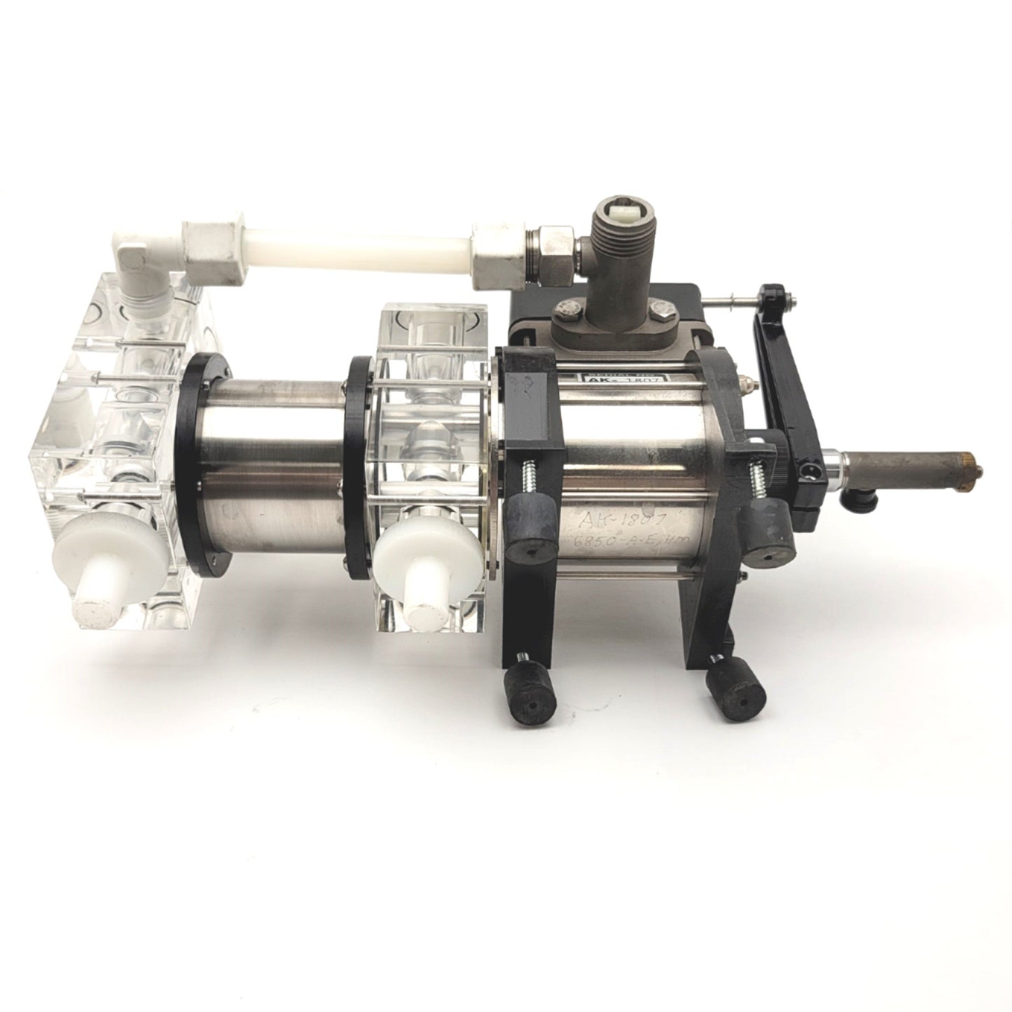 New – Open box HYDRO-BLEND 6850-A-E Fluid Powered Proportioner 7GPM, 10-75psi, 3/4" Garden Hose