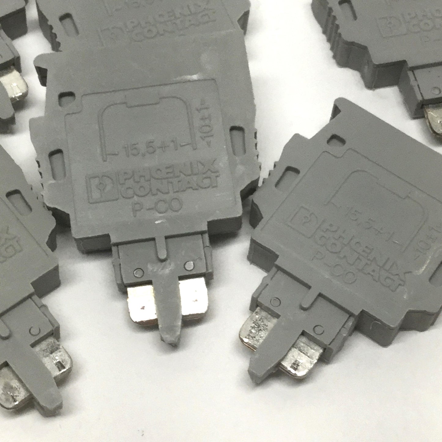 Used Lot of 15 Phoenix P-CO Component Connector Test Plugs Disconnect Terminal Blocks