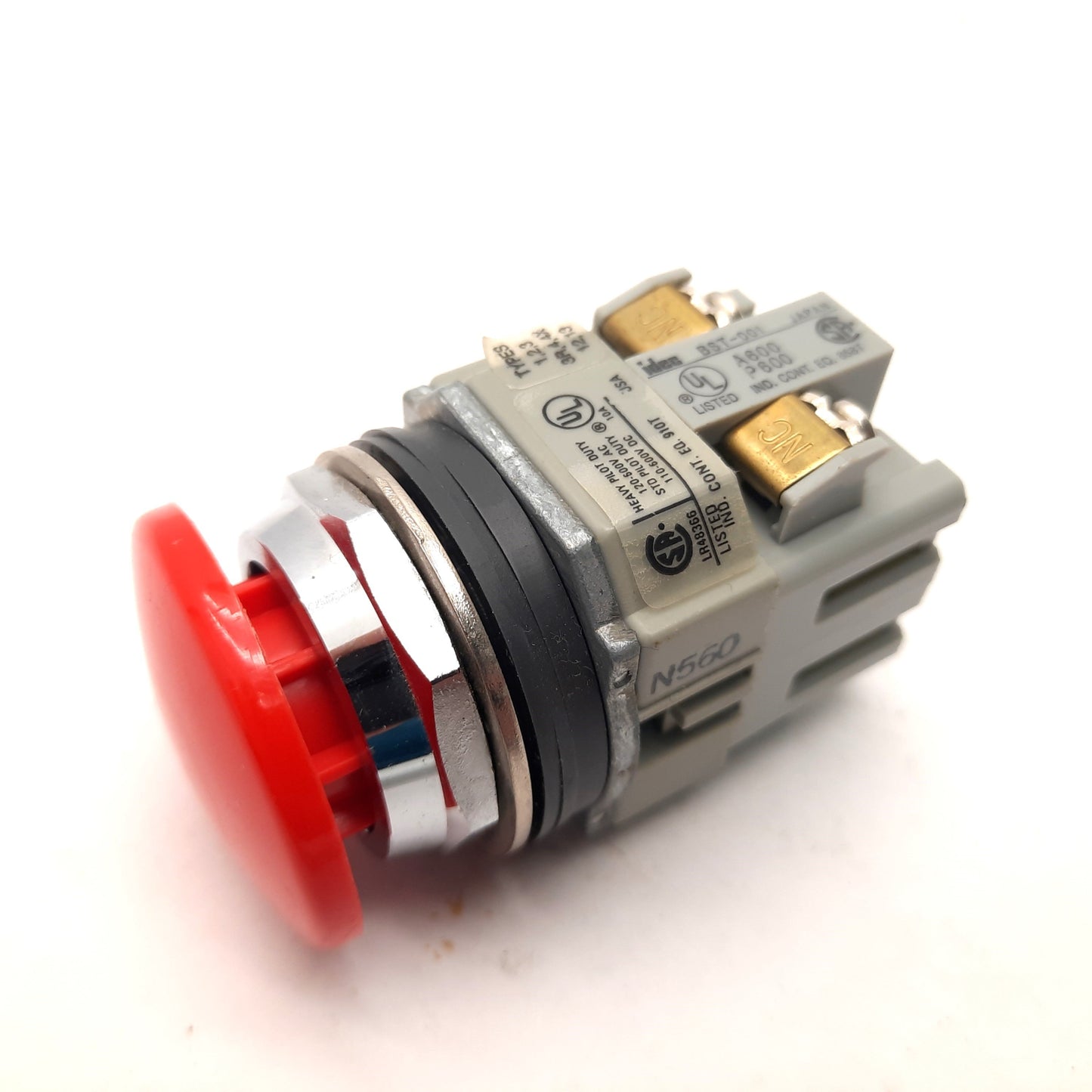 Used Idec ABD311N-R Mushroom Push Button Momentary N.O. BST-010 B.C. BST-001