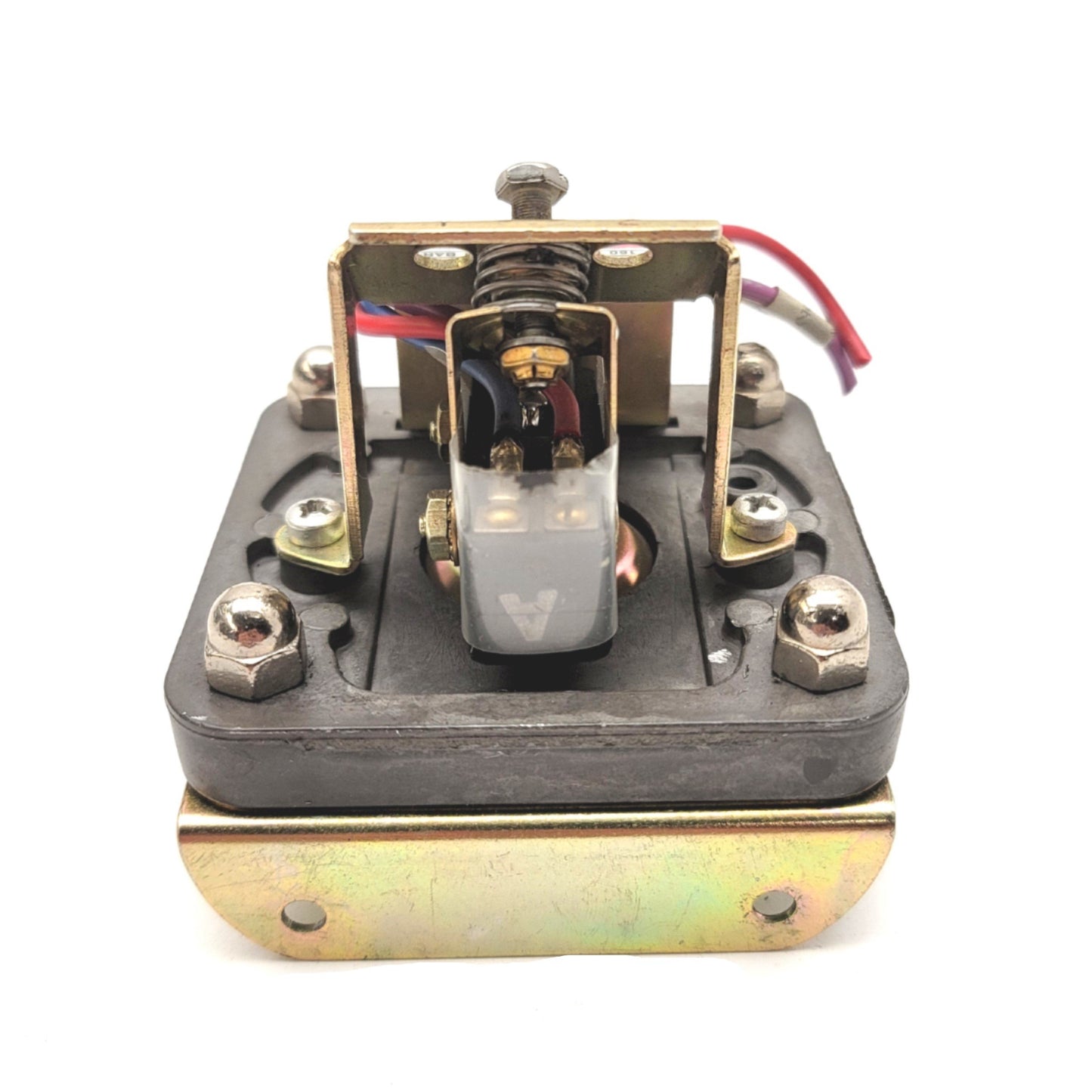Used Barksdale D1S-A80 Diaphragm Pressure Switch 0.5-80psi 120-250VAC 10A, 480VAC 3A