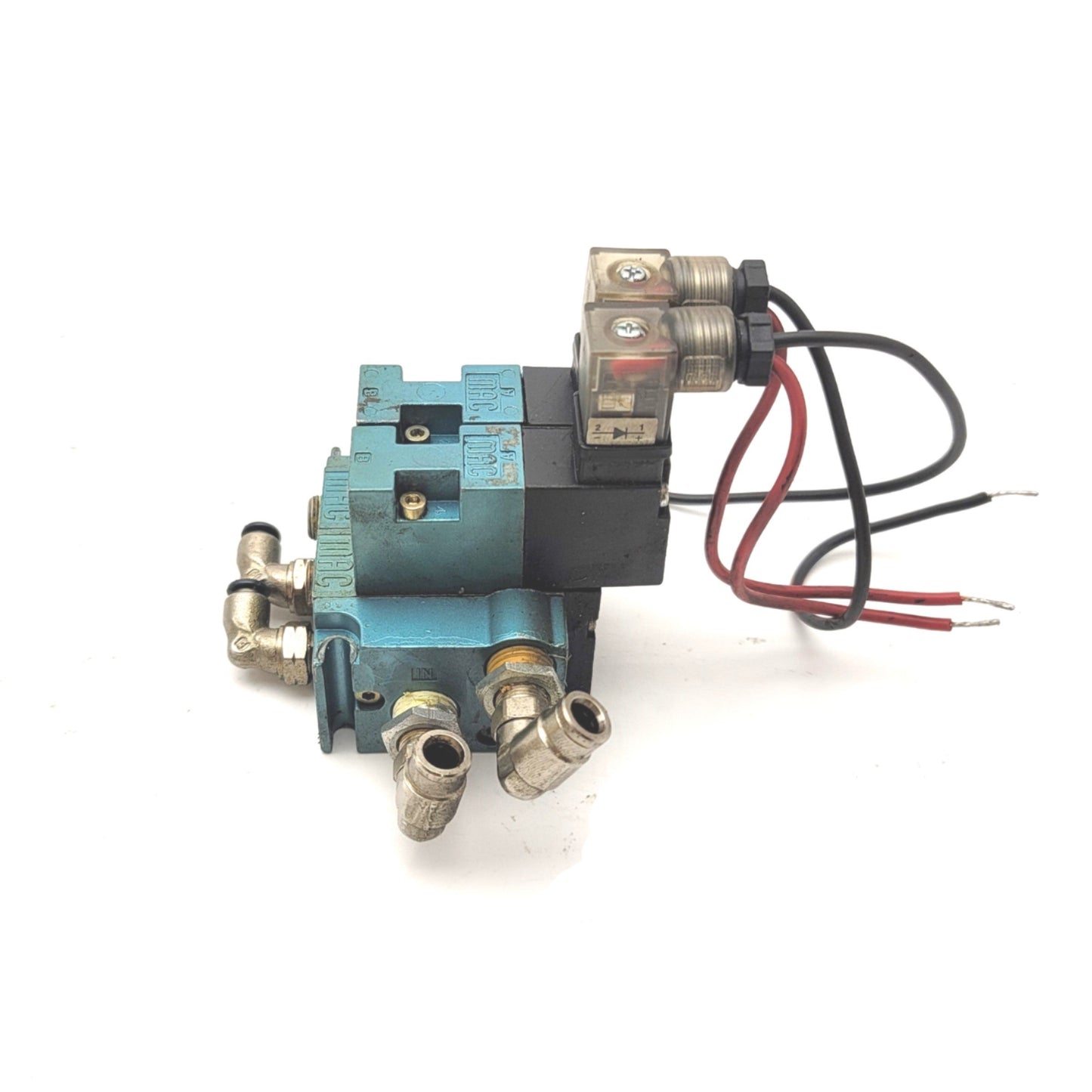 Used Lot Of 2 MAC 45A-LAC-DDAJ-1KG Solenoid Valves On Manifold 24VDC, 1/8"NPTF Base