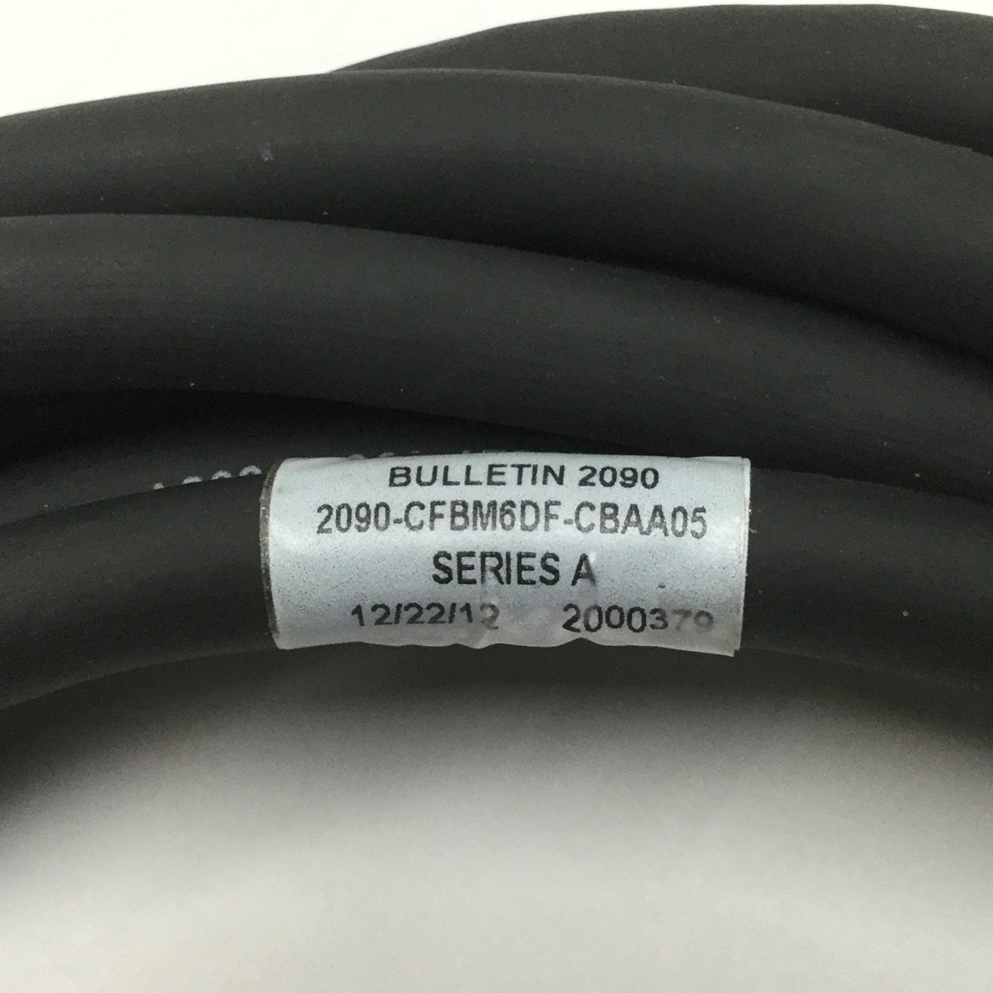 Used Allen Bradley 2090-CFBM6DF-CBAA05 Kinetix Motor Encoder Feedback Cable, 5m