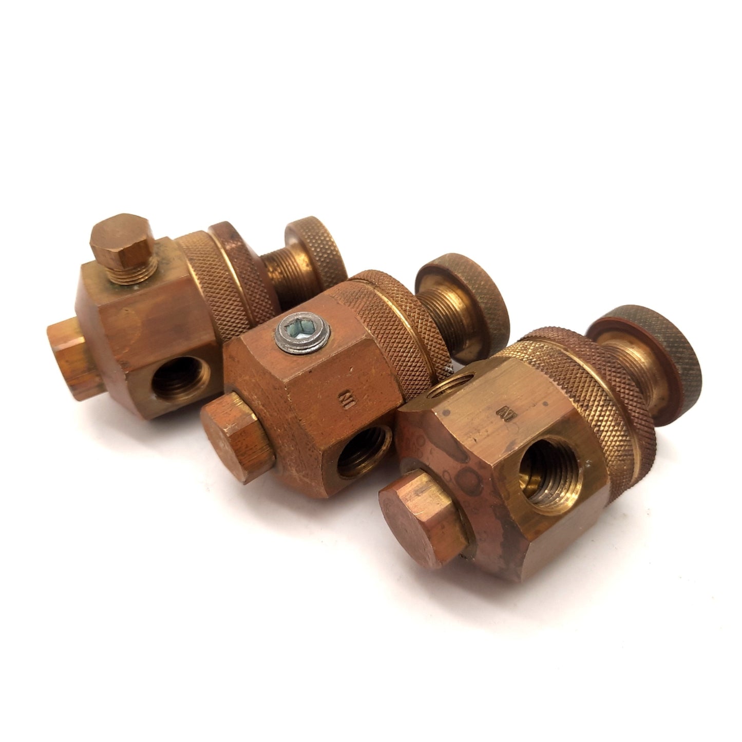 Used Lot of 3 Wilkerson R02-02-000 Pneumatic Regulator 1/4" NPT