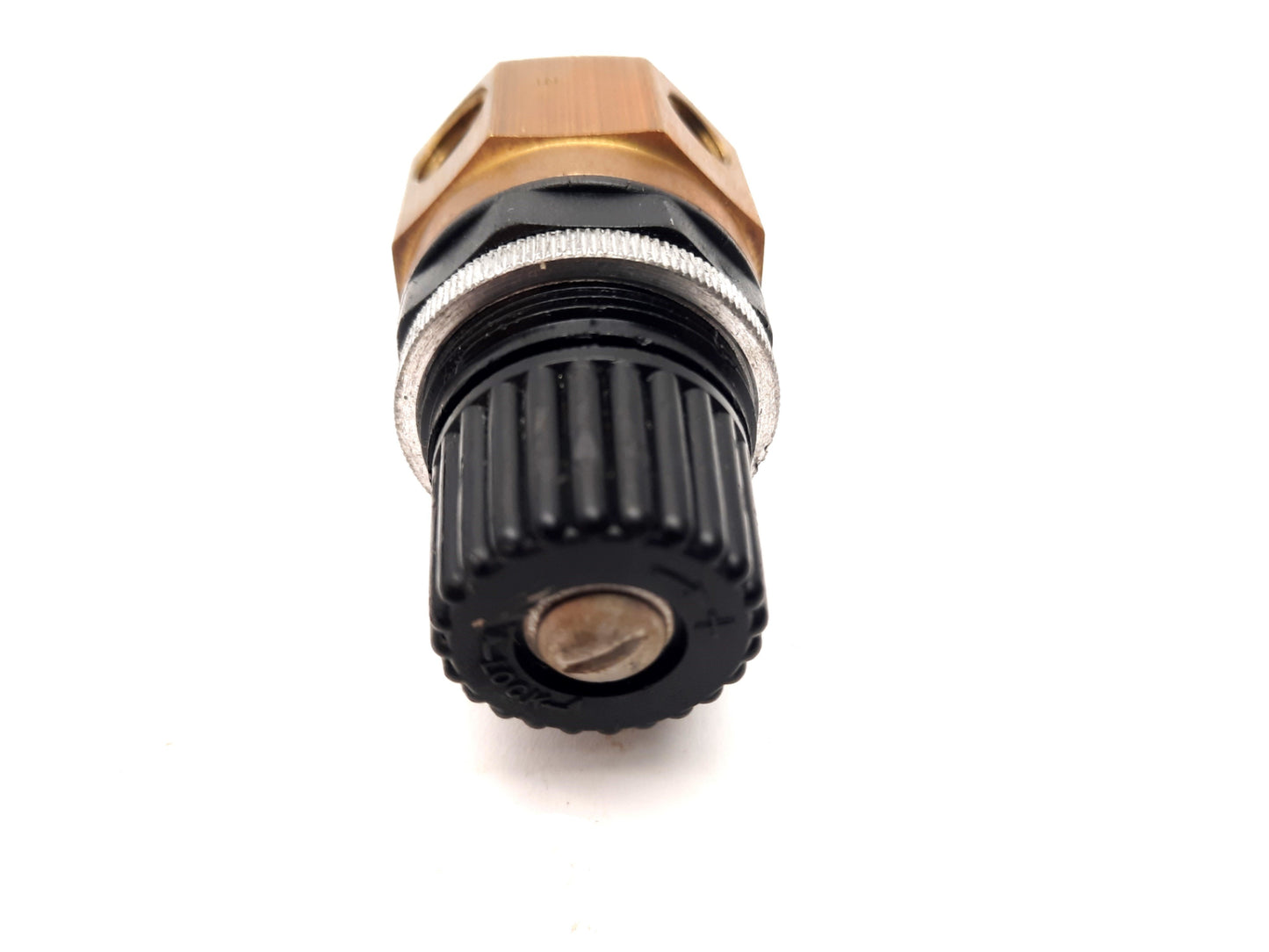 Used Lot of 3 Wilkerson R03-02-000 Pneumatic Regulator 1/4" NPT