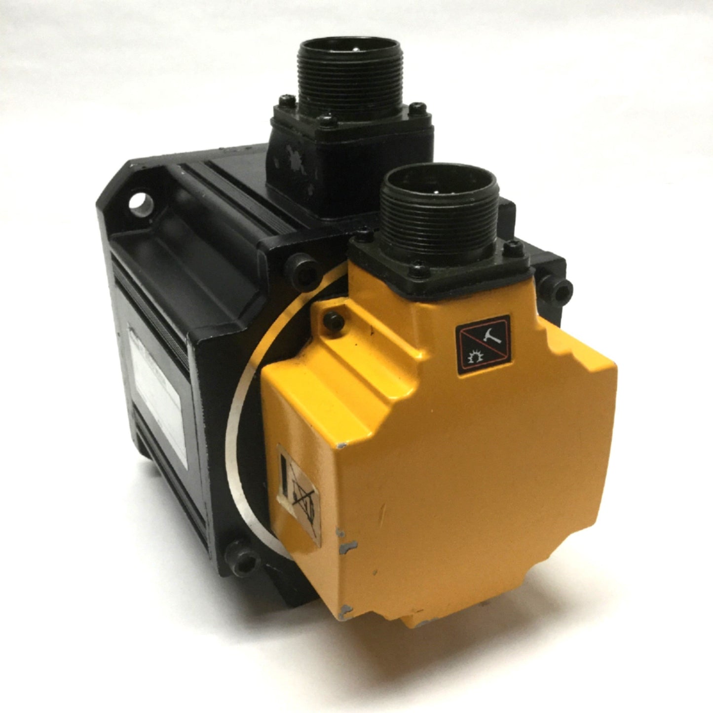 Used Parker PM-FE15AMK AC Servo Motor 1500W, 3000RPM, ?19mm Shaft w/Encoder Feedback