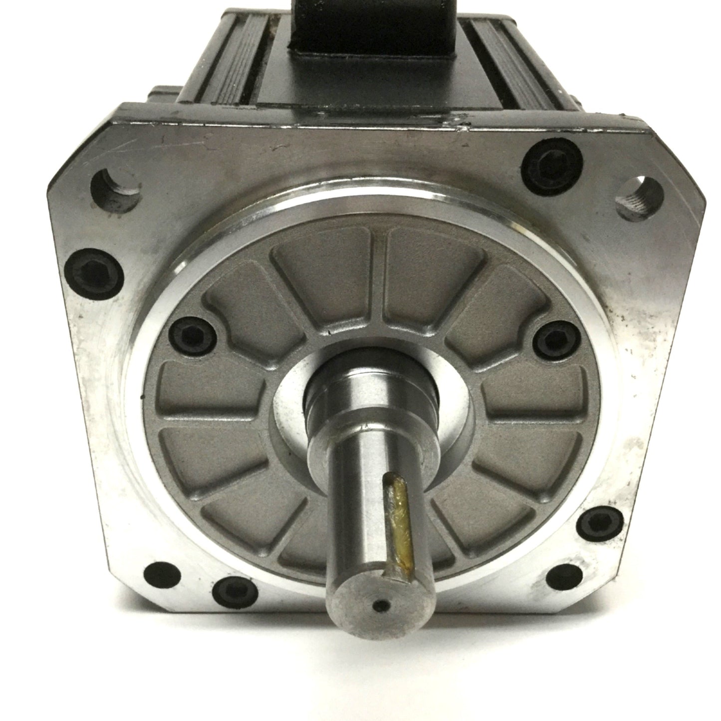 Used Parker PM-FE15AMK AC Servo Motor 1500W, 3000RPM, ?19mm Shaft w/Encoder Feedback