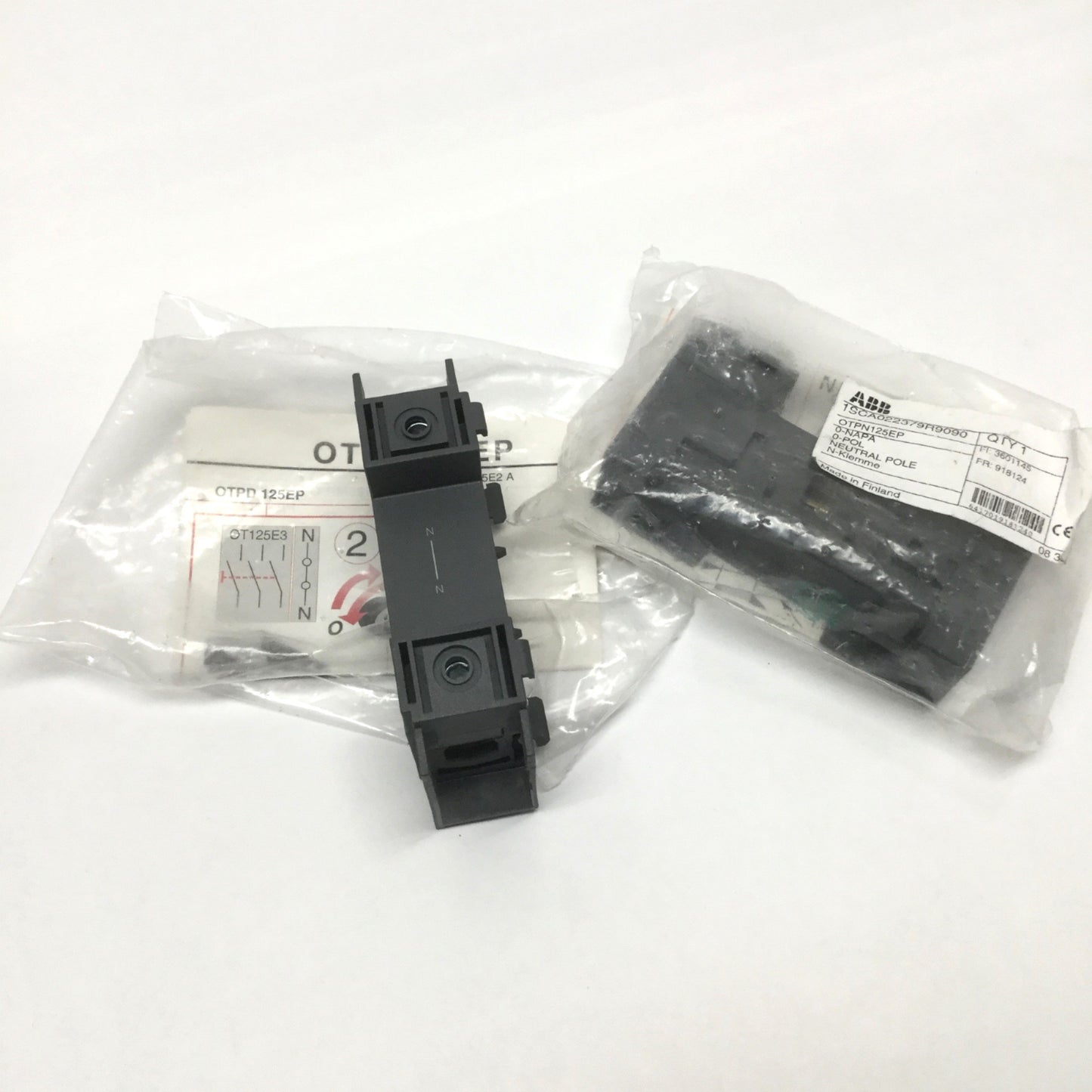 New – Open box Lot of 2 ABB OTPN125EP Fixed Neutral Pole for Disconnect Switch OT 100...125E3