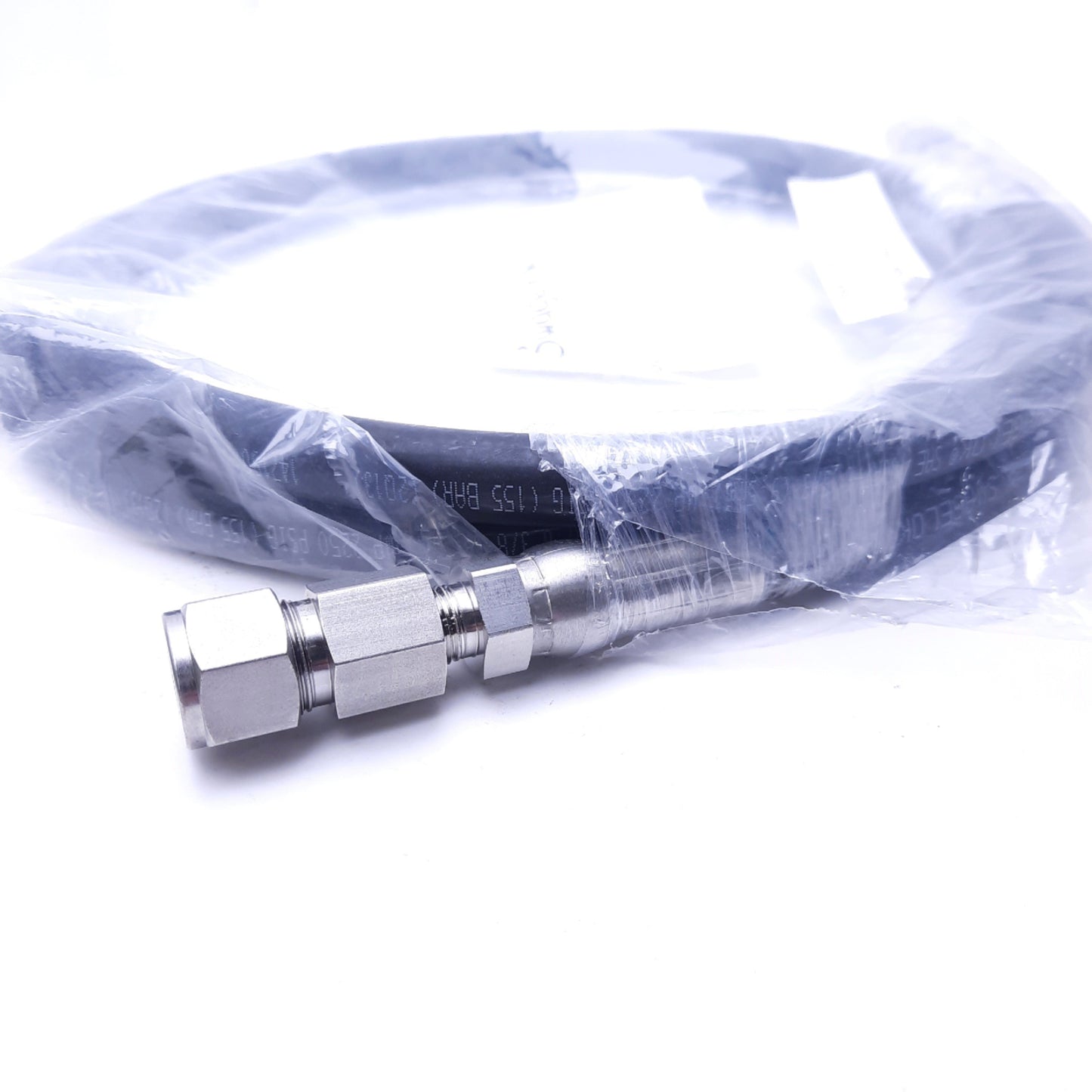 New Swagelok SS-7R6PM4PM4-84 100R7 84" Hose Assembly w/ 2 SS Compression Fittings