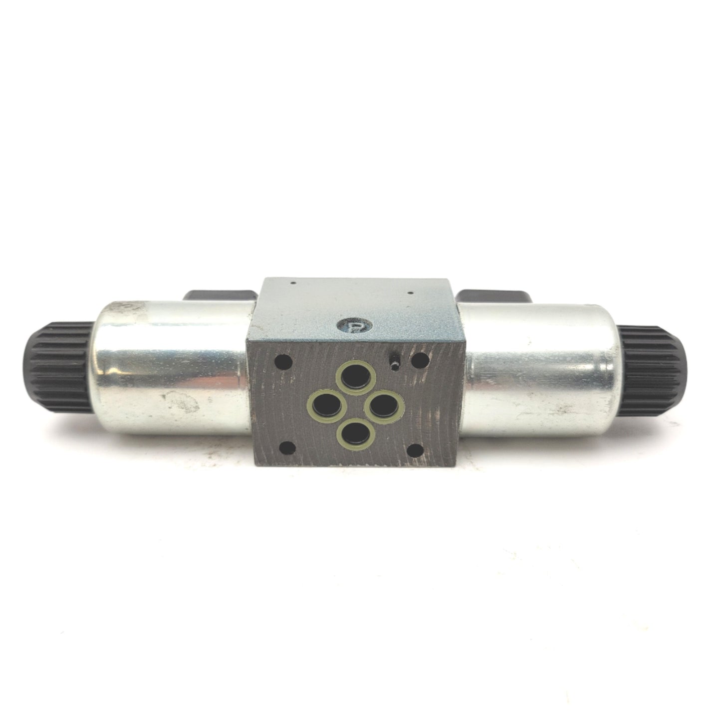 Used Bosch Rexroth 9810231433 Directional Control Valve 4,600psi Max, 24VDC