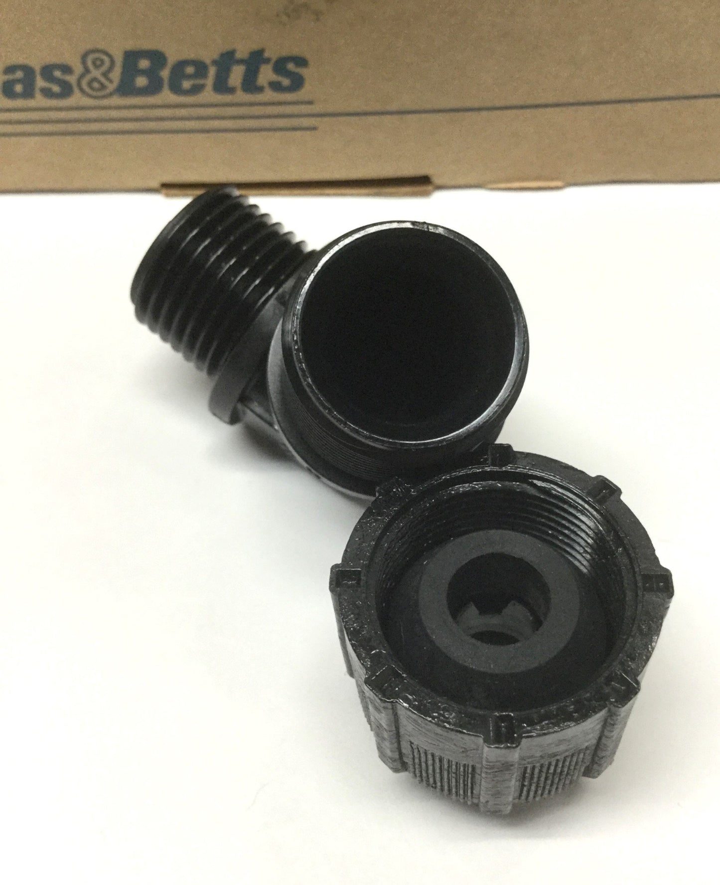 New – Open box Lot of 25 Thomas & Betts 4960NM Liquidtight Cable Gland Strain Relief Fittings