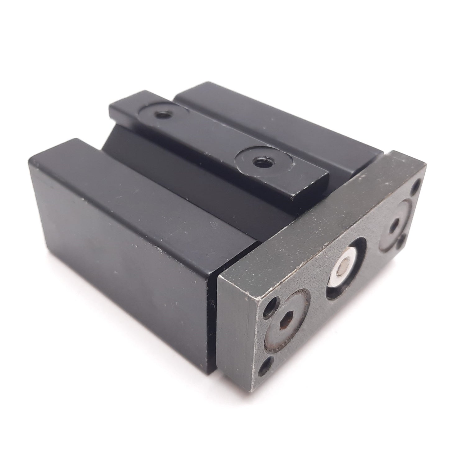 Used Tolomatic PB210 SK05 Guided Air Cylinder, Bore: 0.63", Stroke: 0.5", 10-32