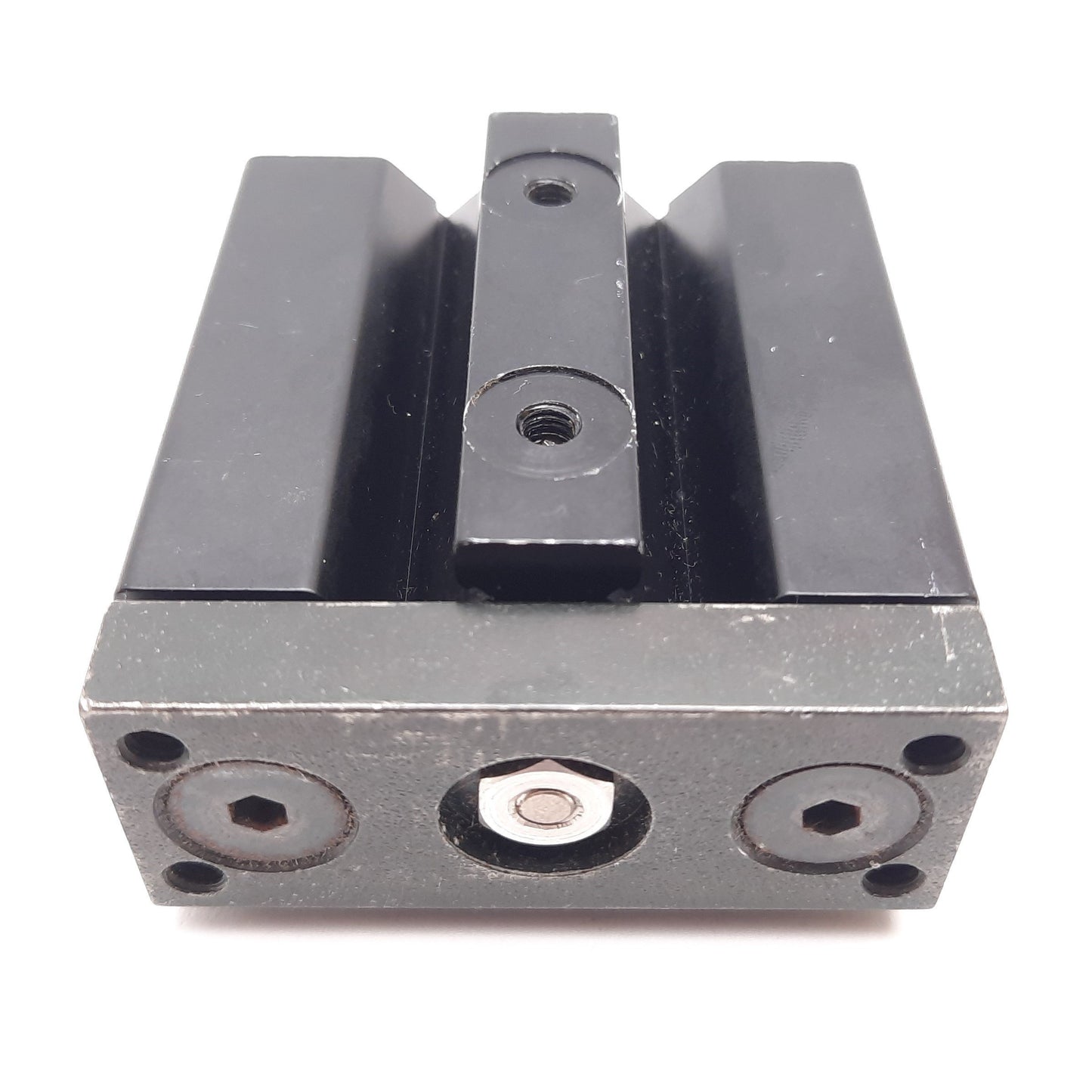 Used Tolomatic PB210 SK05 Guided Air Cylinder, Bore: 0.63", Stroke: 0.5", 10-32