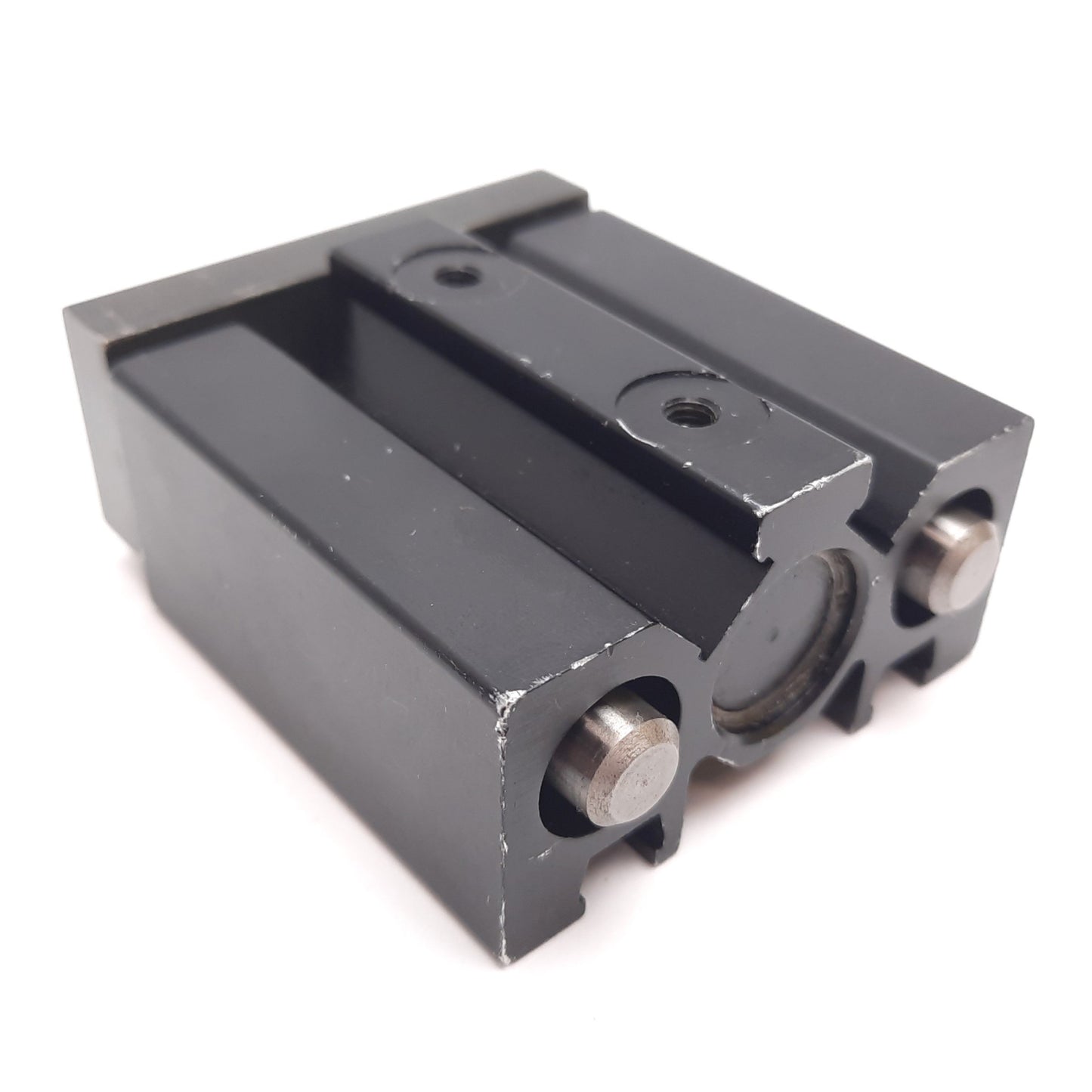 Used Tolomatic PB210 SK05 Guided Air Cylinder, Bore: 0.63", Stroke: 0.5", 10-32