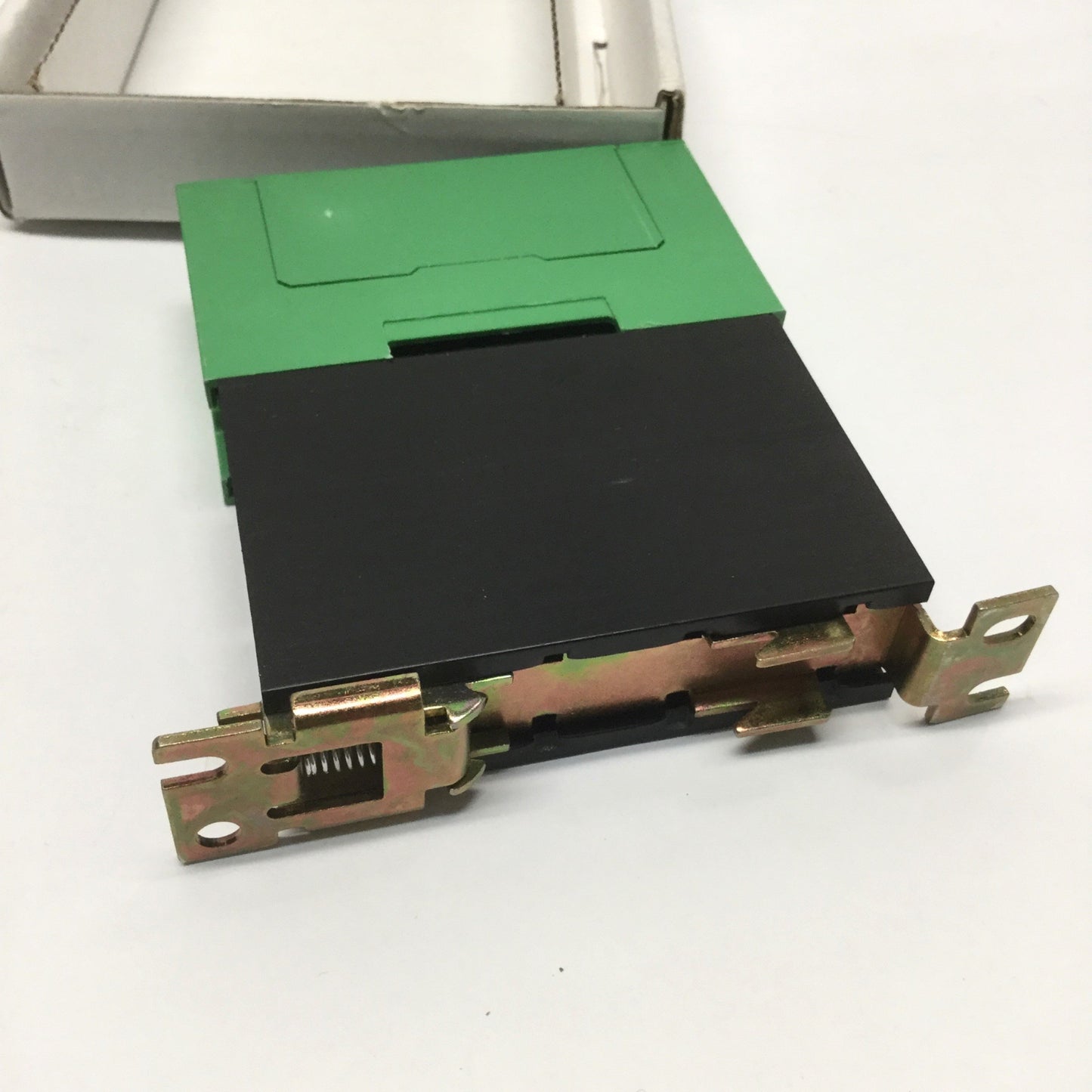 New – Open box Phoenix ELR 1-230AC/600AC-20 Solid-State Contactor 230VAC 1-Phase In, 20A Out