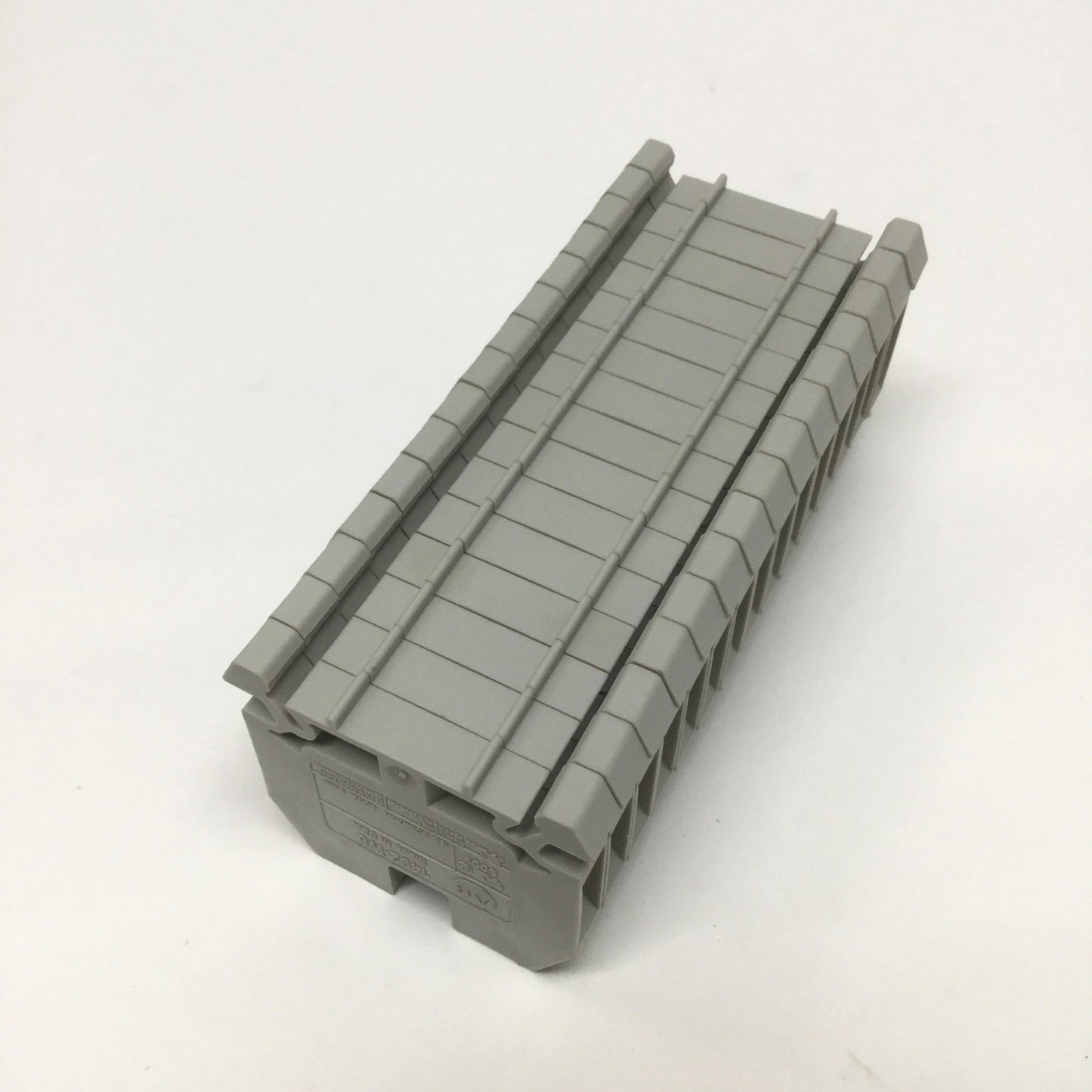 New – Open box Lot of 15 Allen Bradley 1492-W6 Feed-Through Terminal Block, 1-Circuit, 40A 600V