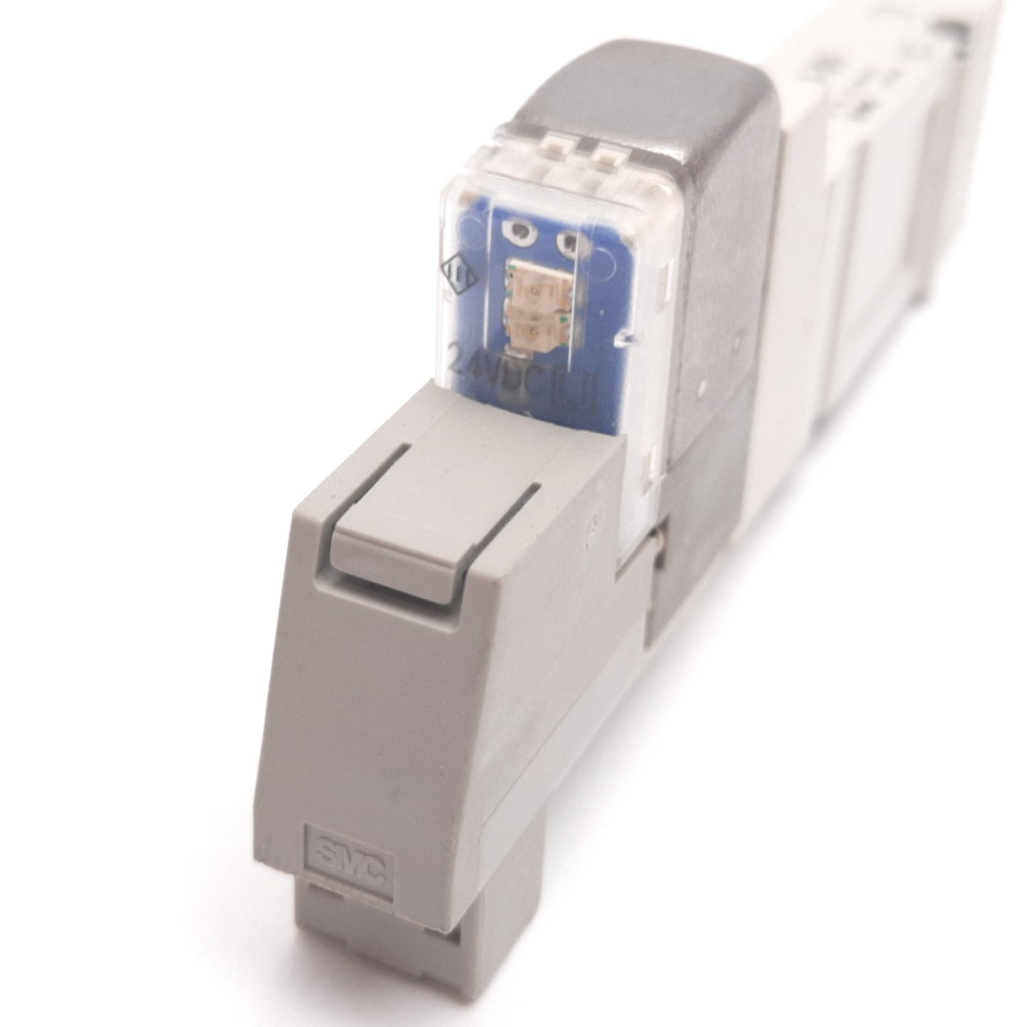 Used SMC SY3140-5FU Solenoid Valve, 2-Position, 24VDC, 0.15-0.7MPa 21.75-101.5psi