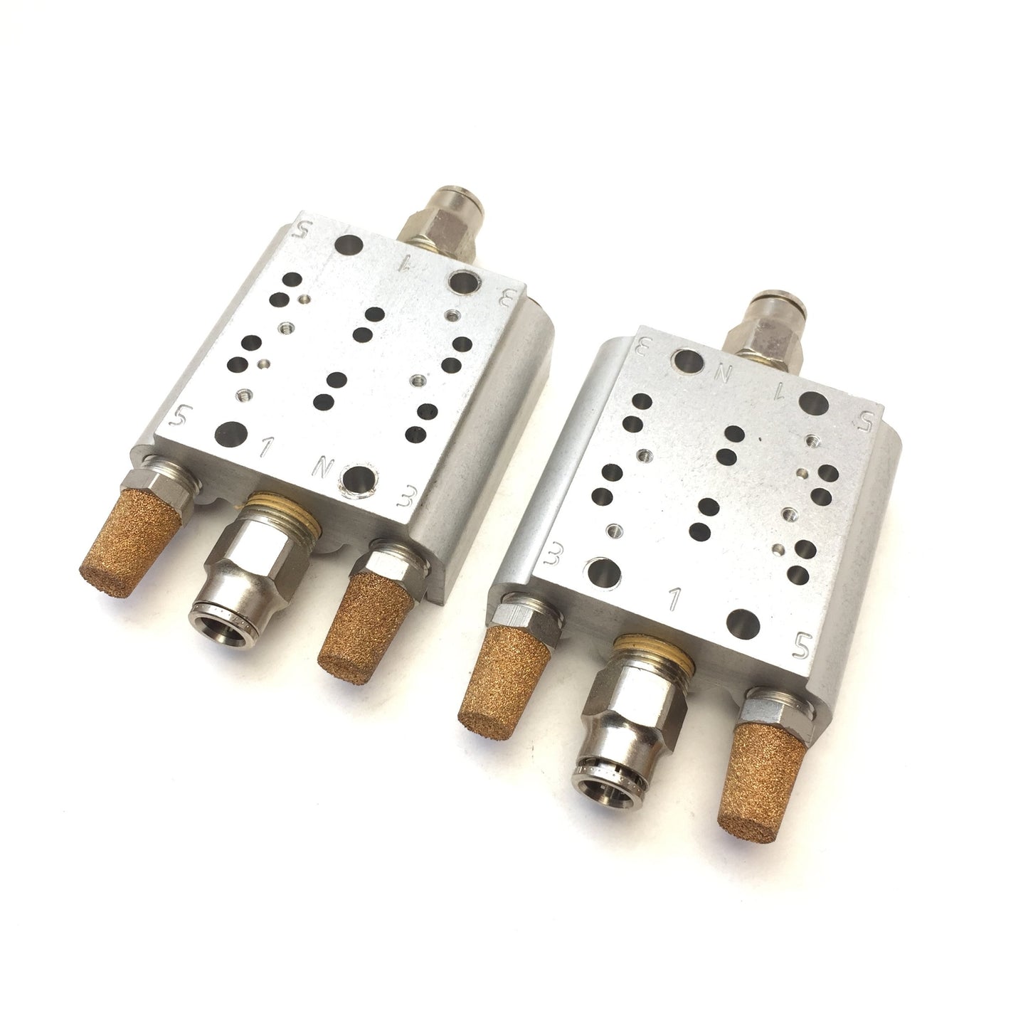 Used Lot of 2 Norgren 2-Station Manifold Plate Base for V14R517AB313A Solenoid Valves