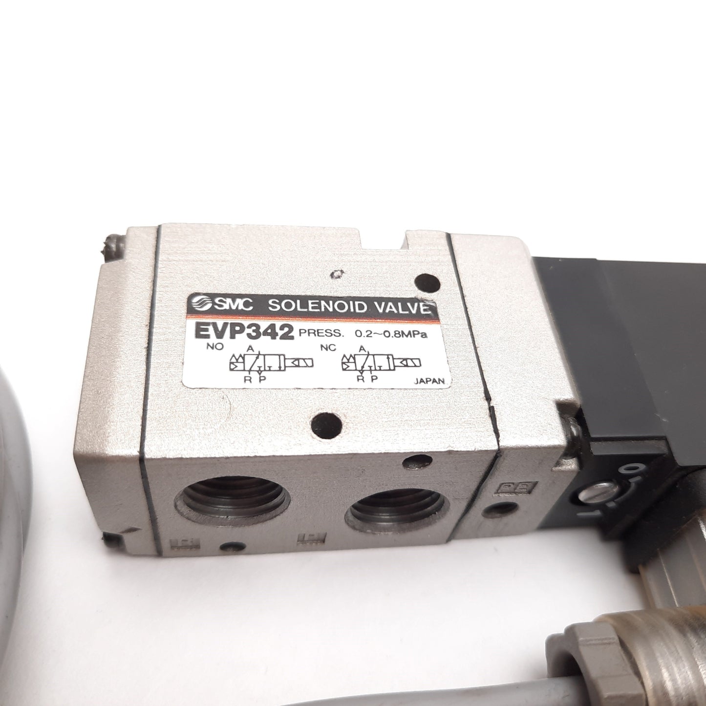 Used SMC EVP342 Solenoid Valve, 2-Position 3-Port, 24VDC, 0.2-0.8MPa, 1/4" NPT