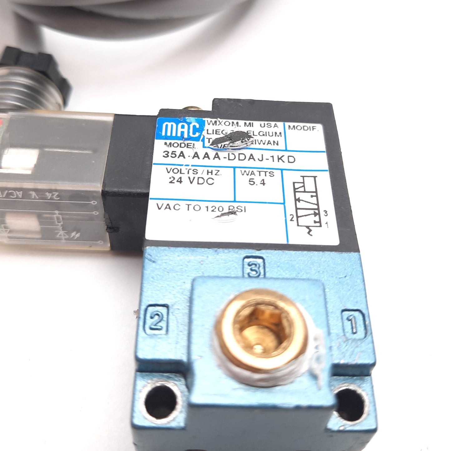 Used Mac 35A-AAA-DDAJ-1KD Solenoid Valve, 2-Position 3-Port, 24VDC, Vac to 120psi