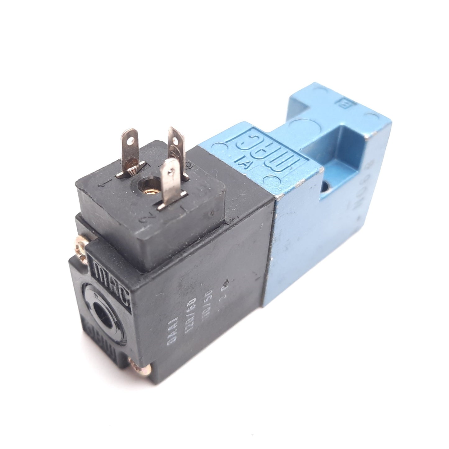 Used Mac 35A-AAA-DAAJ-1KJ Solenoid Valve, 2-Position 3-Port, 110/120VAC, Vac - 120psi