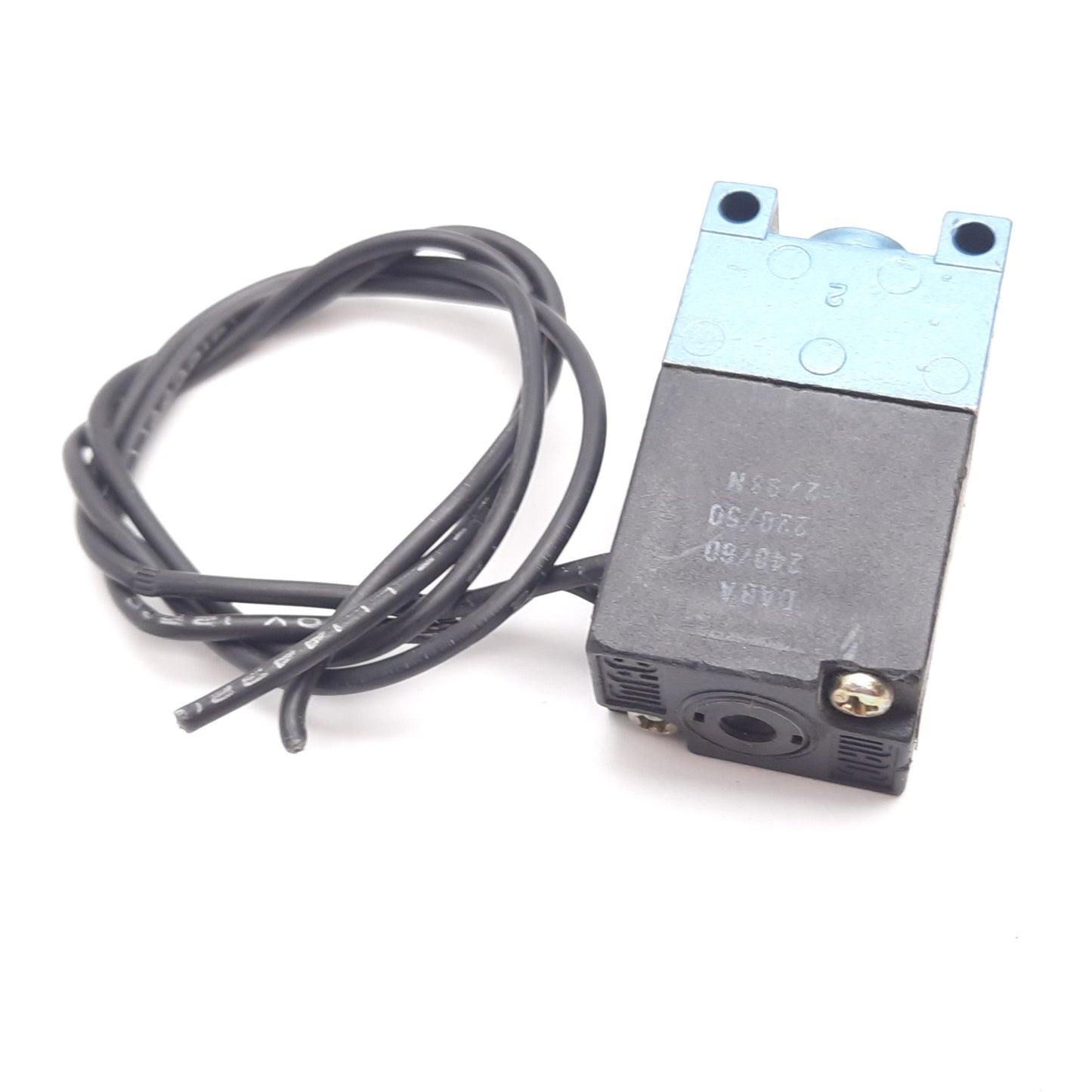 Used Mac 35A-AAA-DABA-1BA Solenoid Valve, 2-Position 3-Port, 220/240VAC, 1/8" NPT