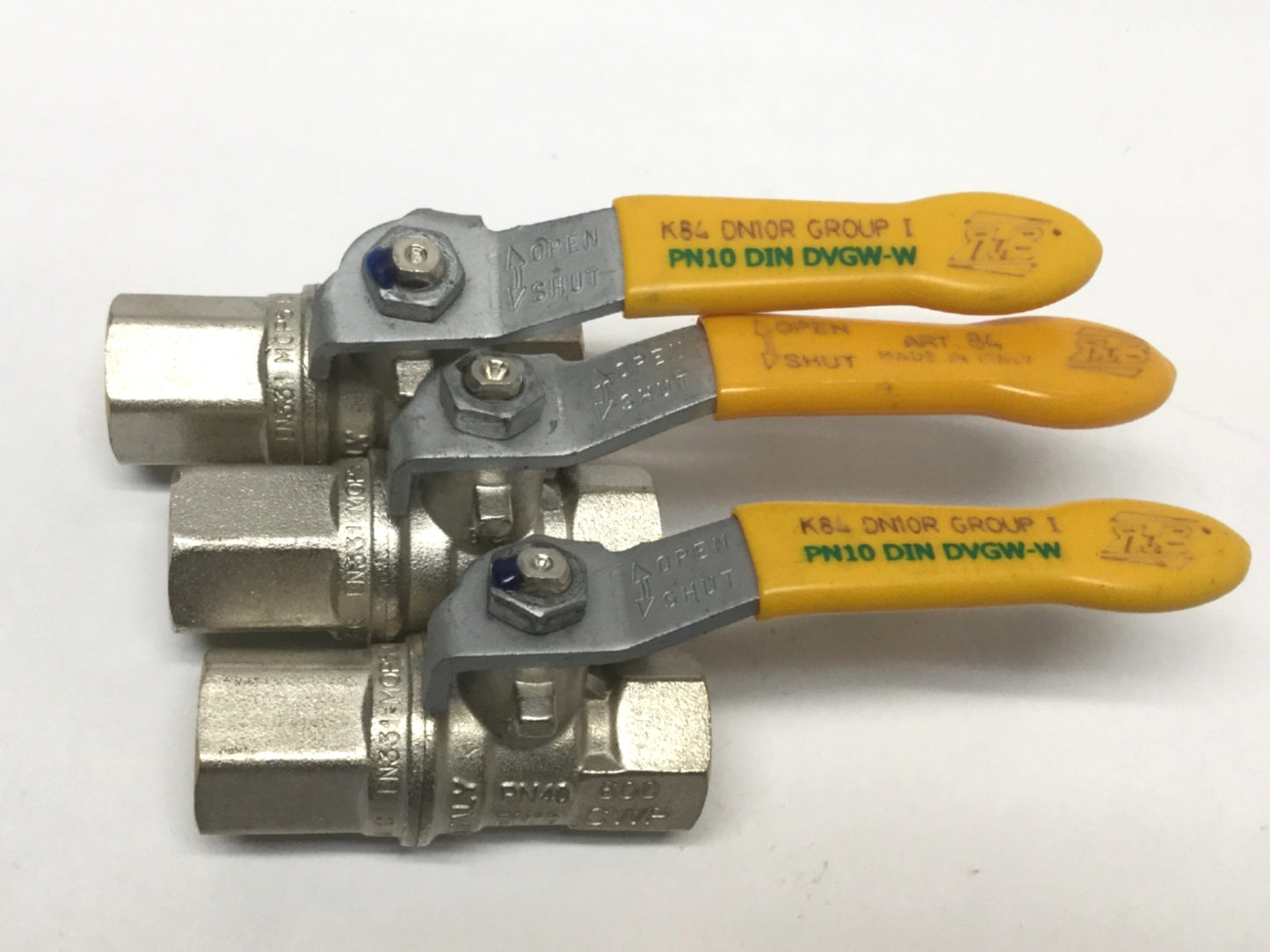 New – Open box Lot of 3 RuB K84-DIN-DVGW Brass Shut-Off Ball Valves 3/8" BSPP Female 600psi CWP