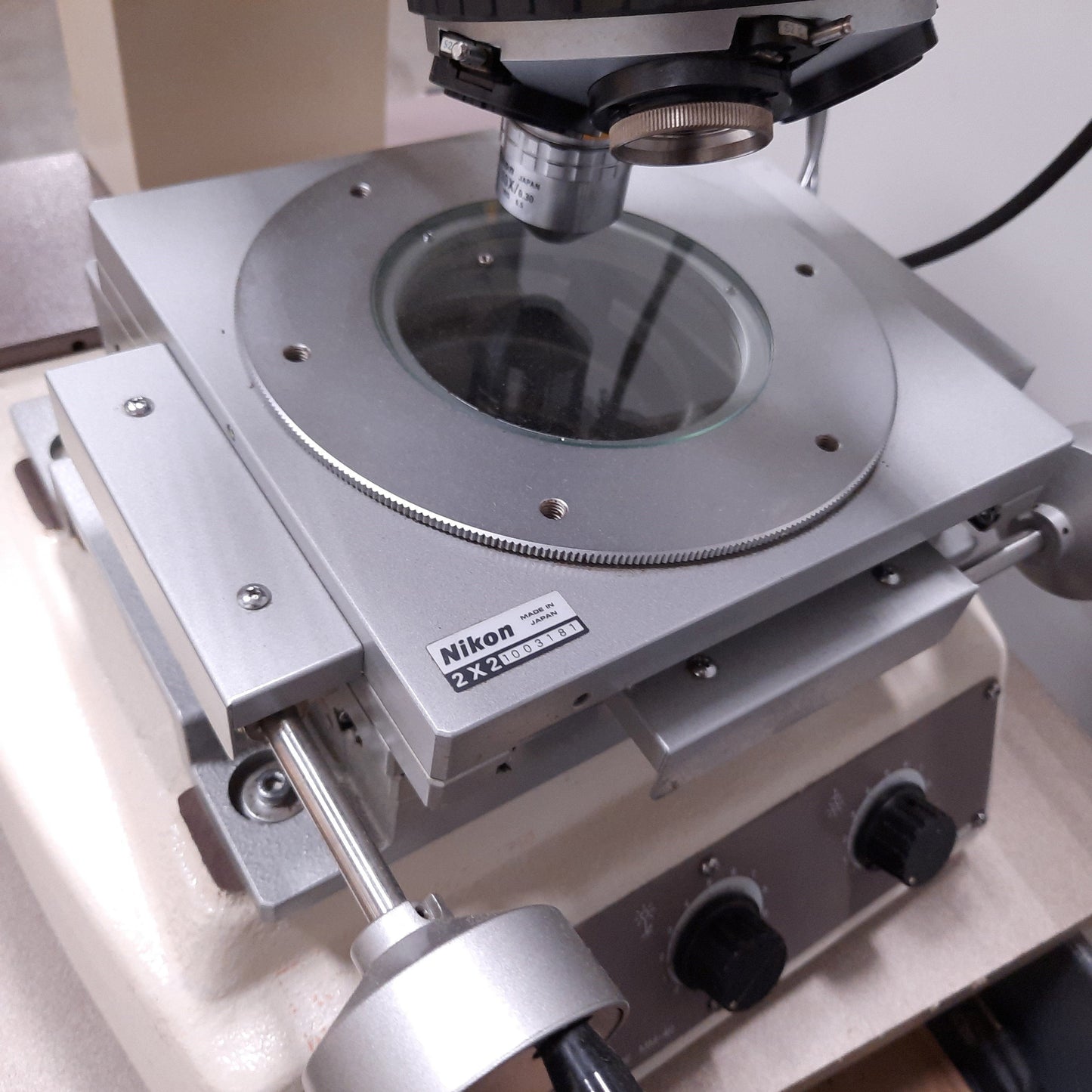 Used Nikon MM-40 Measuring Microscope, 10X/0.3 Objective, W/ XY Position Stage 2x2