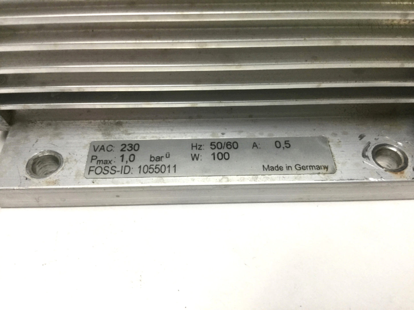 Used KNF PM23934-828 Diaphragm Gas Pump, 230VAC, 100W, 100mbar Vacuum, 1bar Max