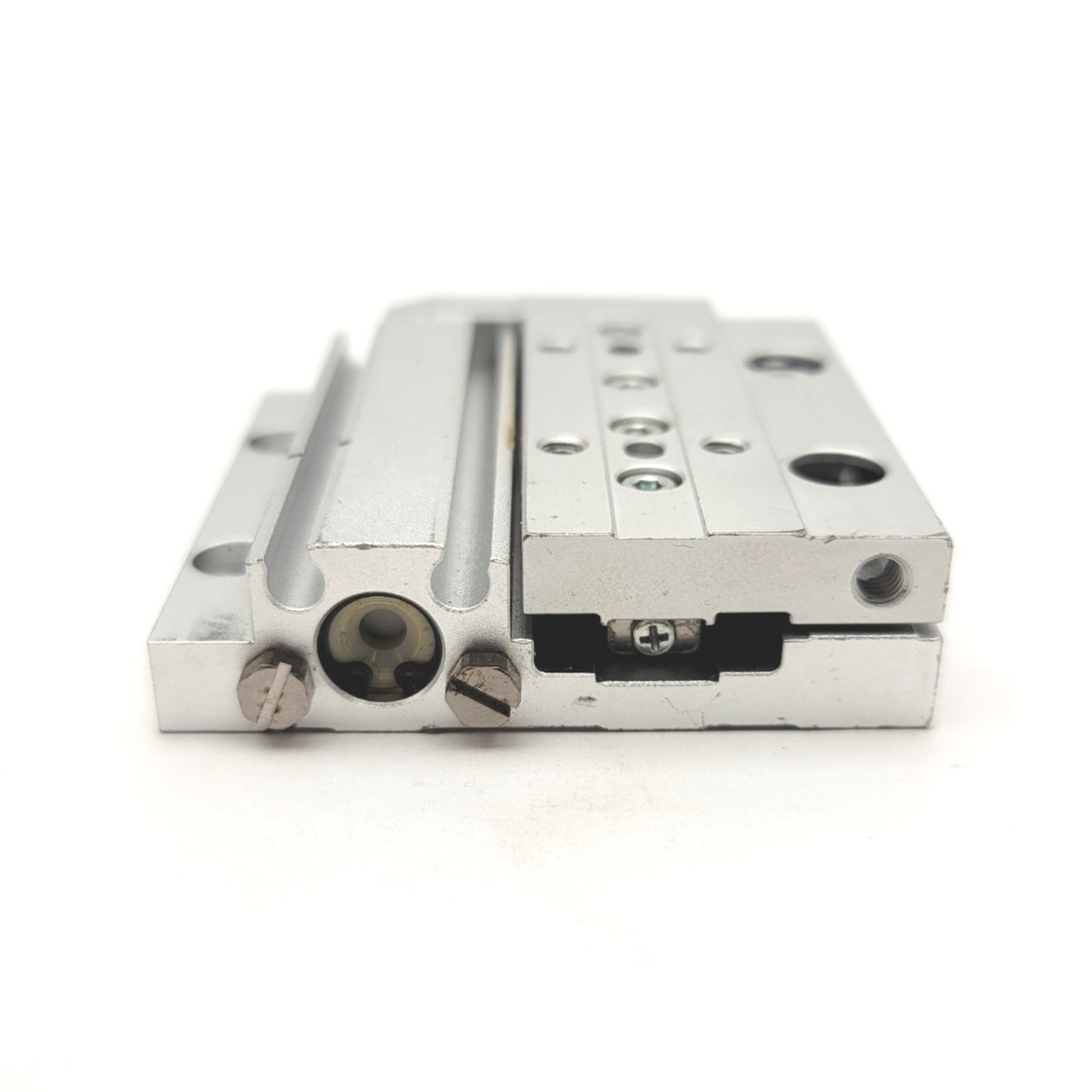Used SMC MXF8-20 Low Profile Slide Table Bore: 8mm Stroke: 20mm, 0.15-0.7MPa, M3x0.5