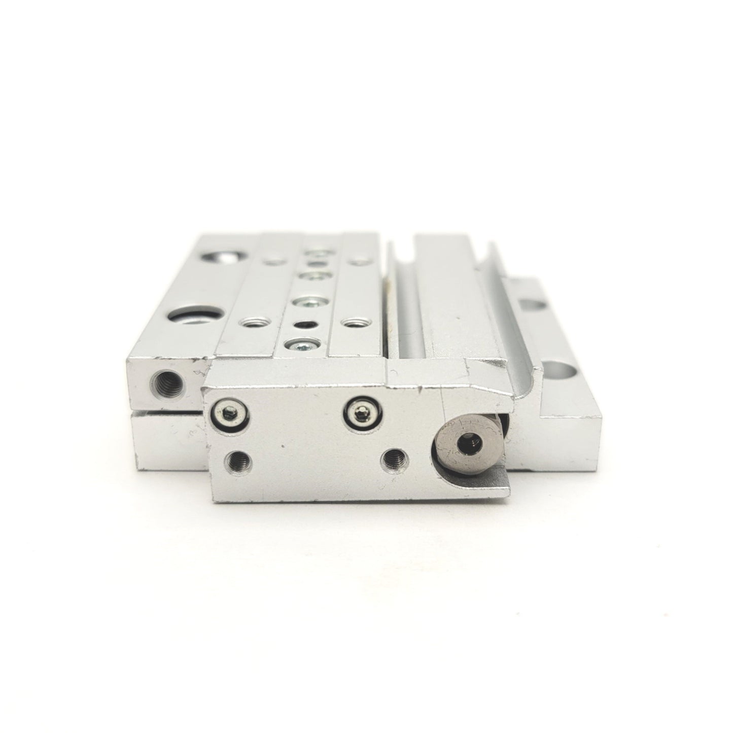 Used SMC MXF8-20 Low Profile Slide Table Bore: 8mm Stroke: 20mm, 0.15-0.7MPa, M3x0.5